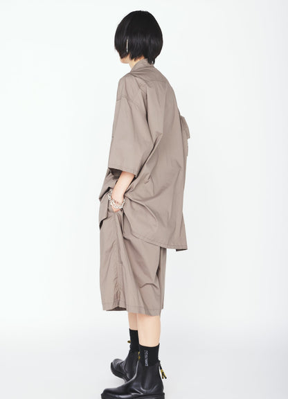 COTTON TYPEWRITER 2-TUCK SHORT PANTS
