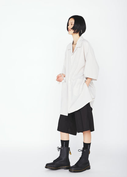 COTTON TYPEWRITER 2-TUCK SHORT PANTS