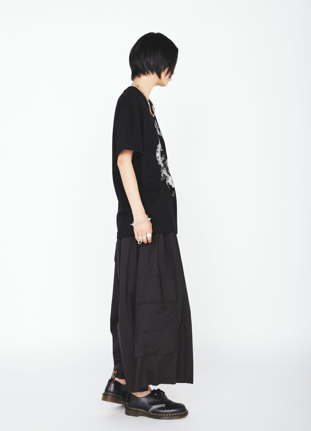 COTTON TYPEWRITER 2-TUCK SIDE-POCKET CULOTTE PANTS