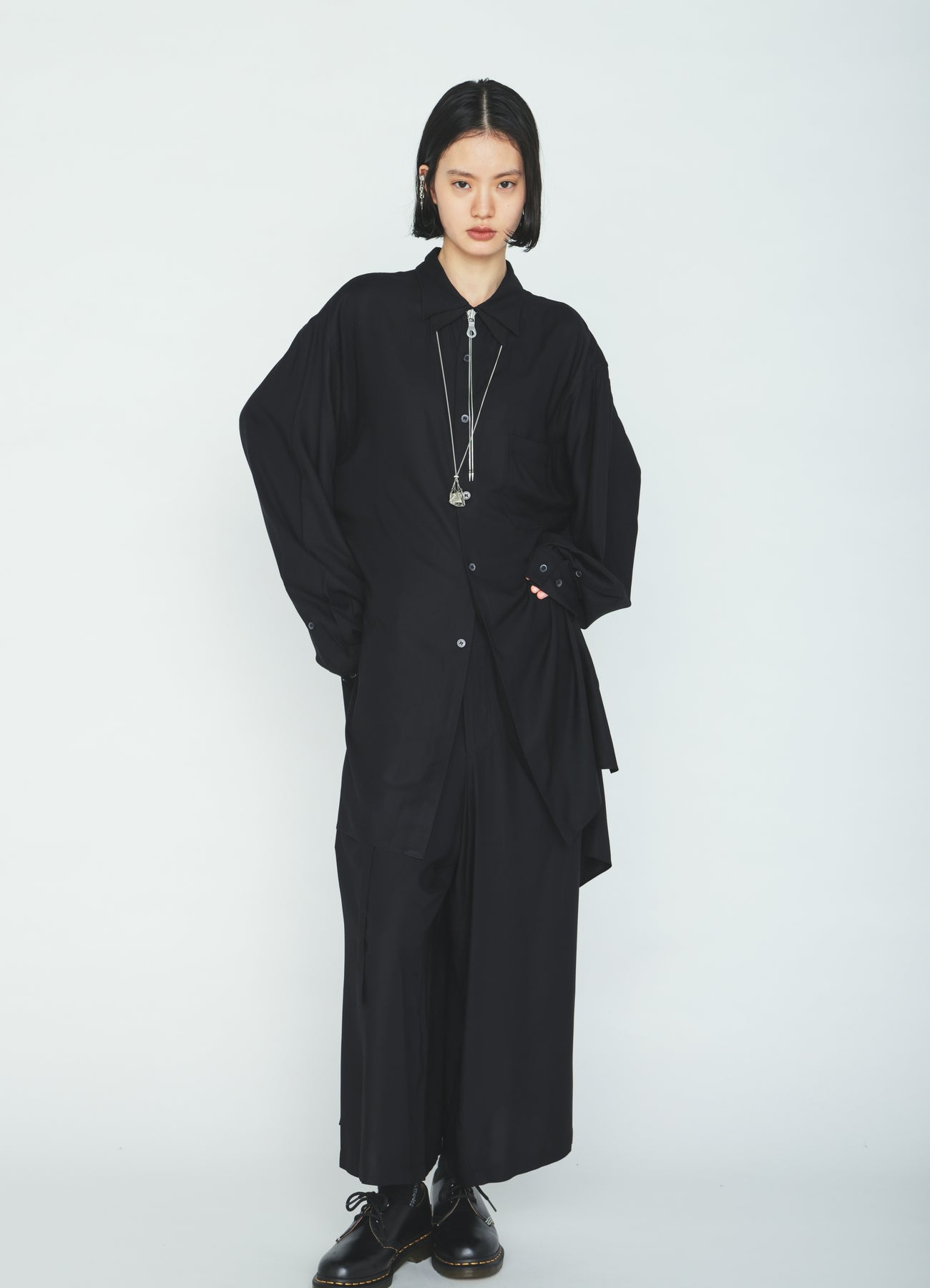 RAYON TWILL STRAPPED HALF‑WRAPPED SHORTS