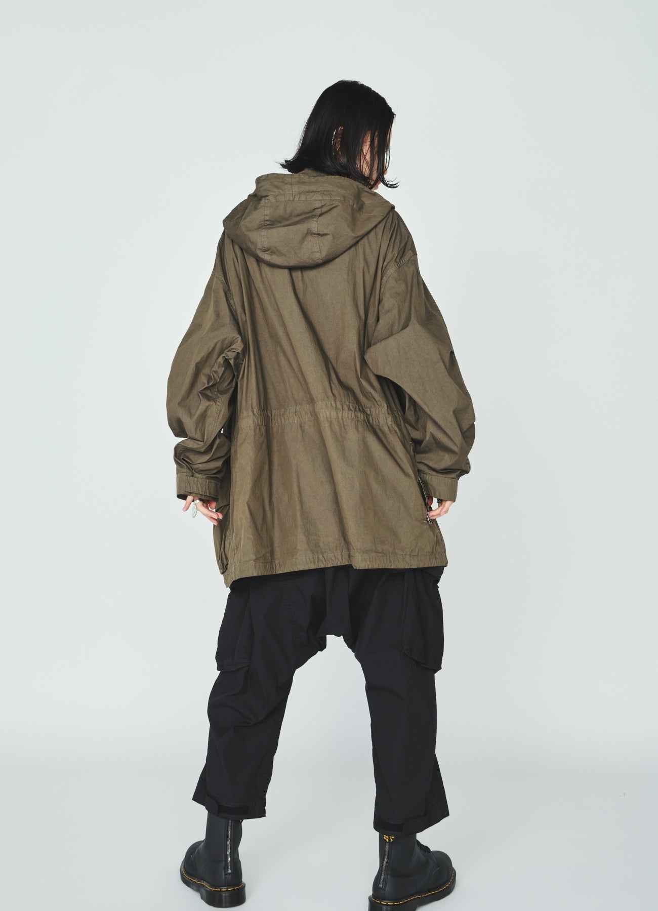 COTTON/NYLON WEATHER CLOTH 6-POCKET MOUNTAIN PARKA