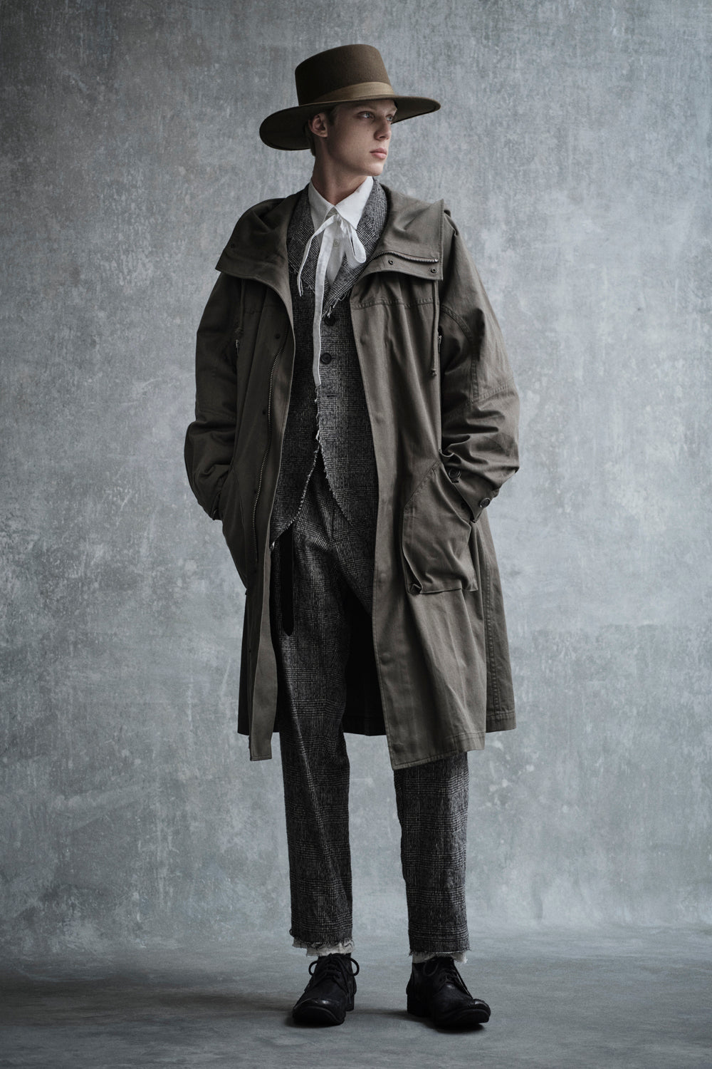 COTTON TWILL HOODED COAT WITH PADDED LINER