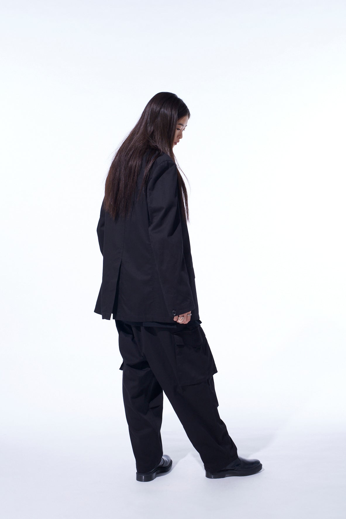 COTTON TWILL KNEE TUCK CARGO PANTS