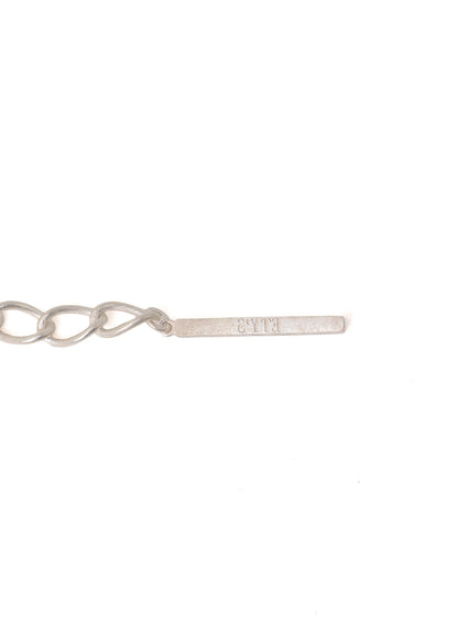 STUDS CONTRASTED TRIPLE CHAIN NECKLACE