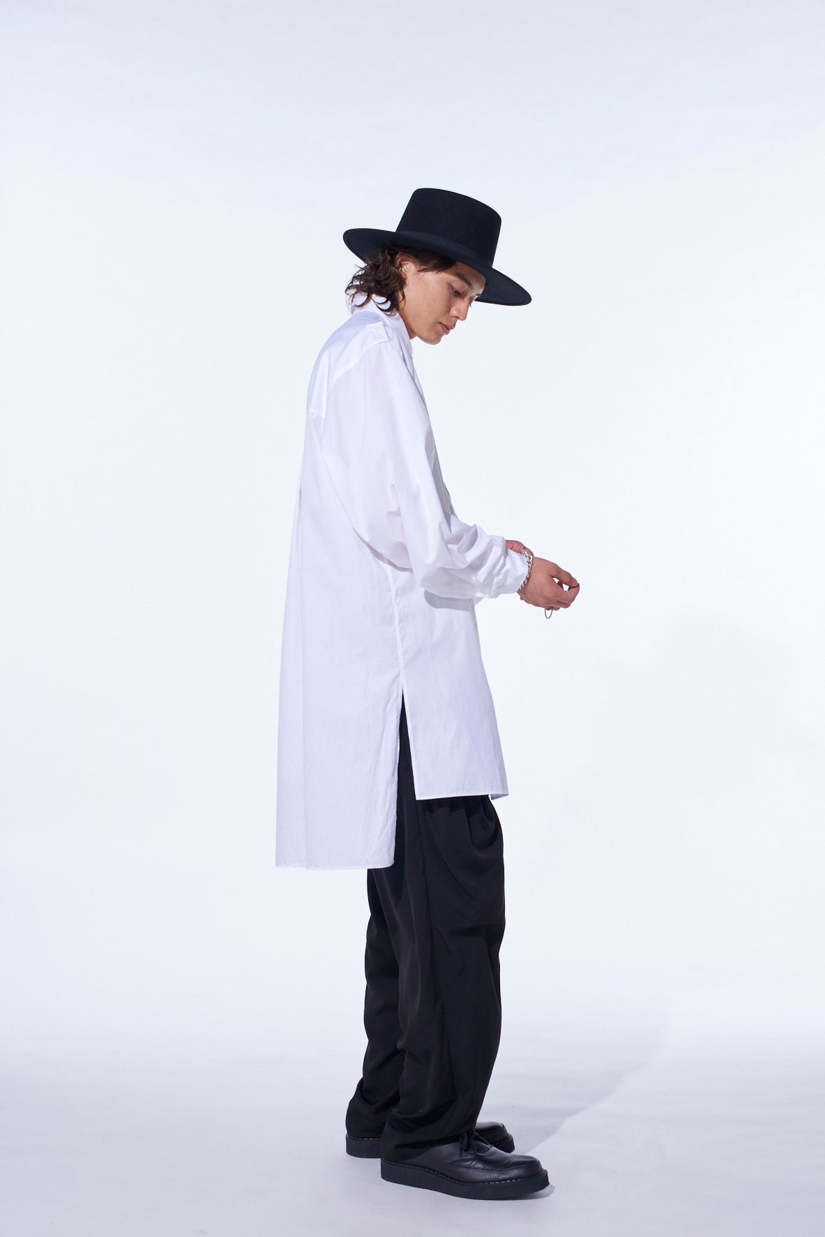 COTTON BROAD OVERSIZED DOUBLE COLLAR SHIRT