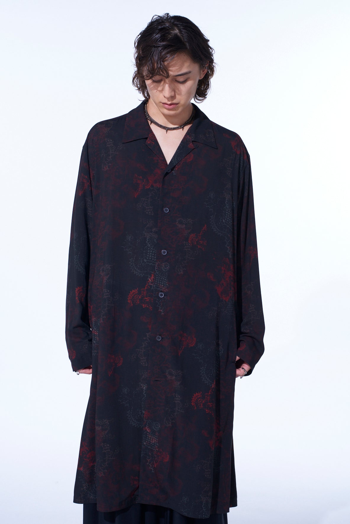 RAYON CRIMSON LACE PRINT OPEN-COLLAR LONG SHIRT
