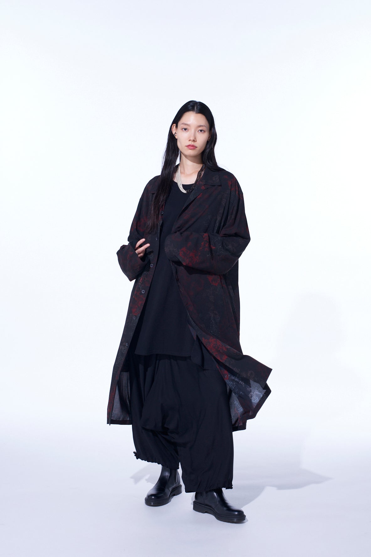 RAYON CRIMSON LACE PRINT OPEN-COLLAR LONG SHIRT