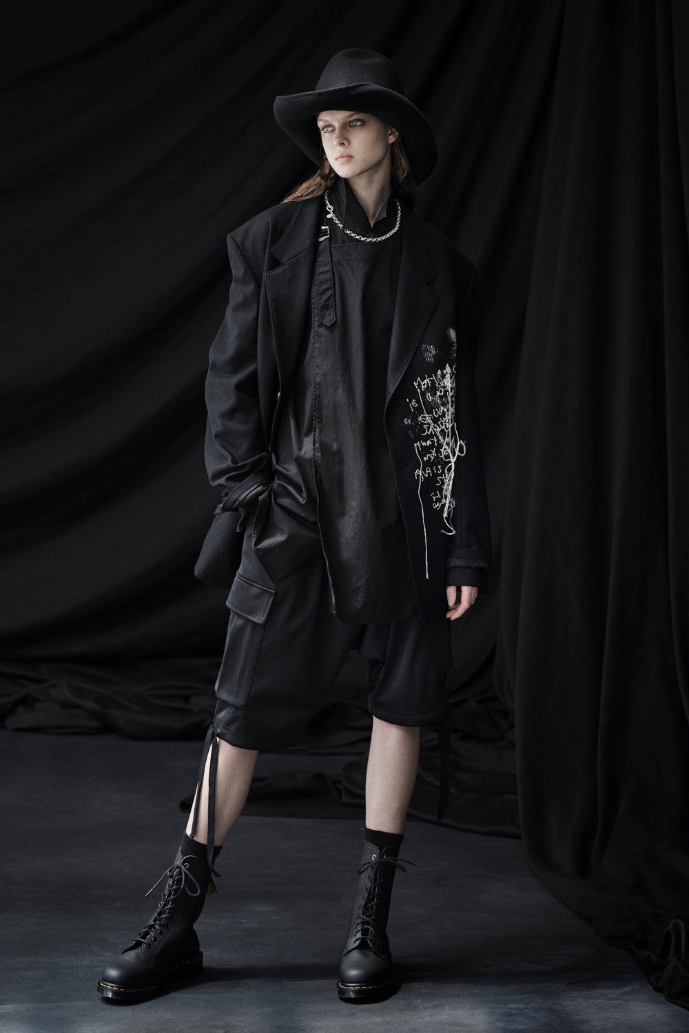 LAMB WOOL PRINTED MESSEGE EMBROIDERY TAILORED JACKET