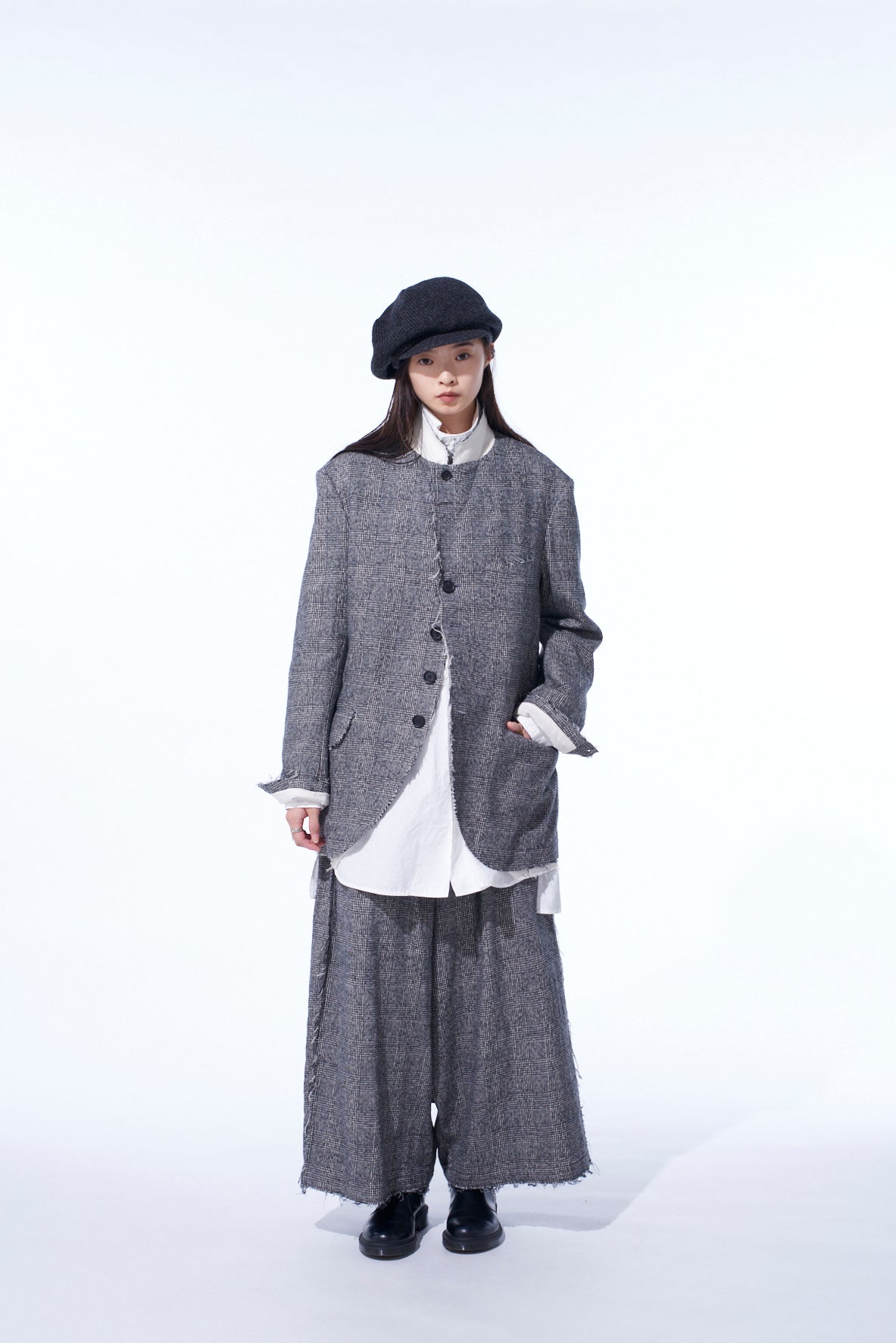 GLEN CHECK CUT-OUT HEM JACKET