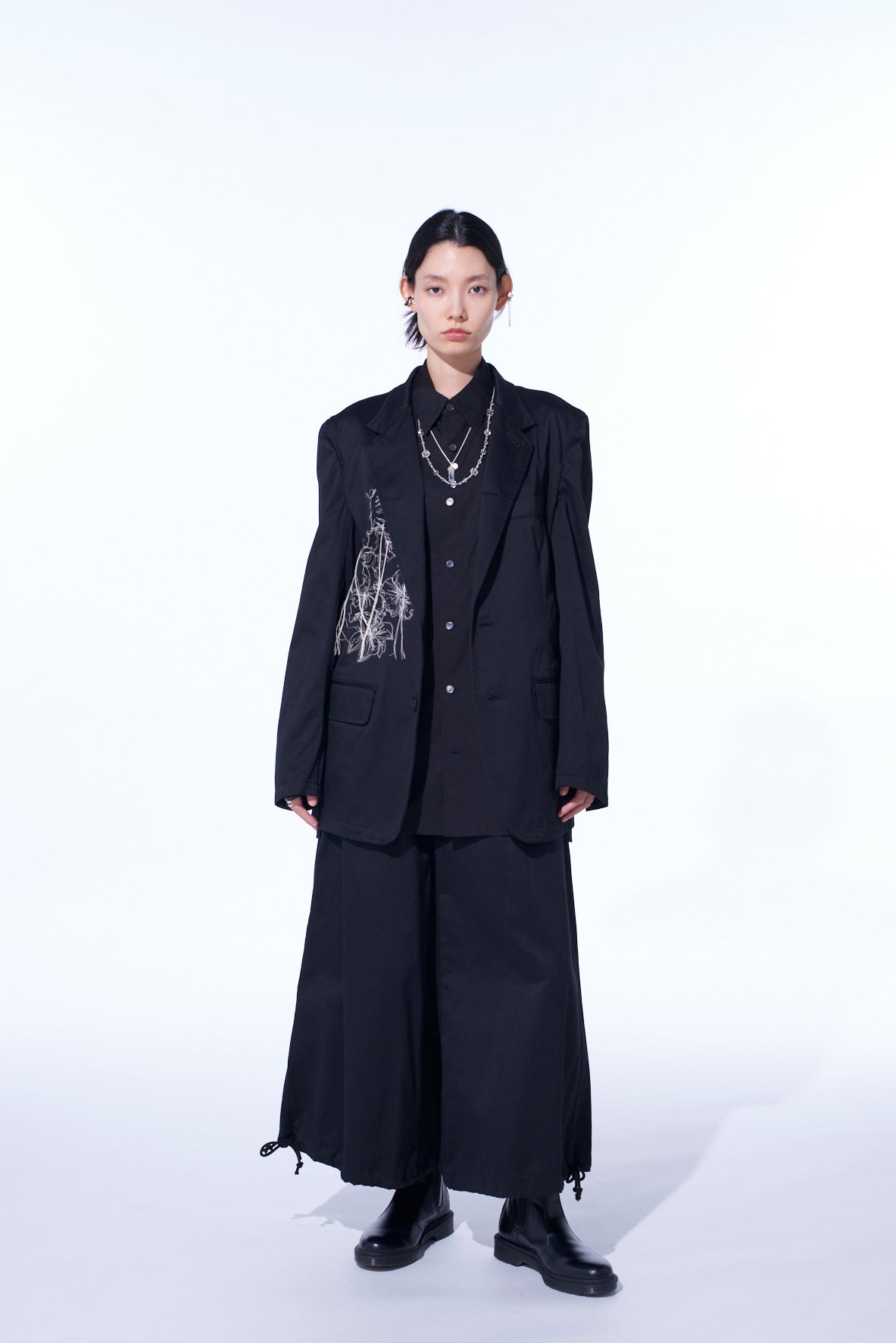 WEPON CLOTH 5 BUTTON EMBROIDERY TAILORED JACKET