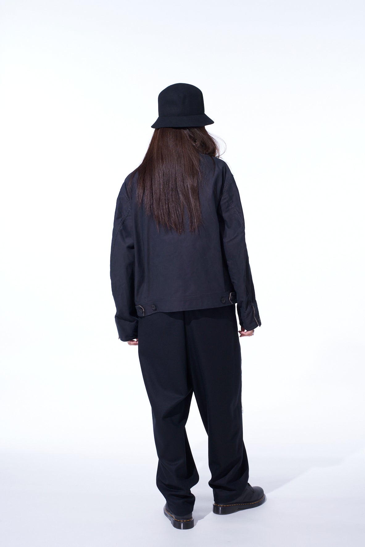 LAMB WOOL PRINTED MESSEGE EMBROIDERY 2 TUCK SUSPENDER PANTS