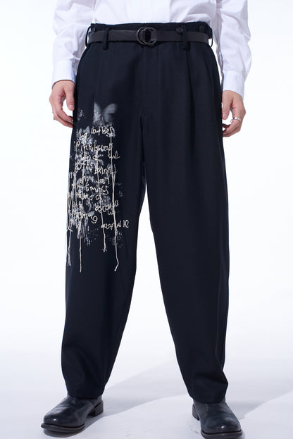 LAMB WOOL PRINTED MESSEGE EMBROIDERY 2 TUCK SUSPENDER PANTS
