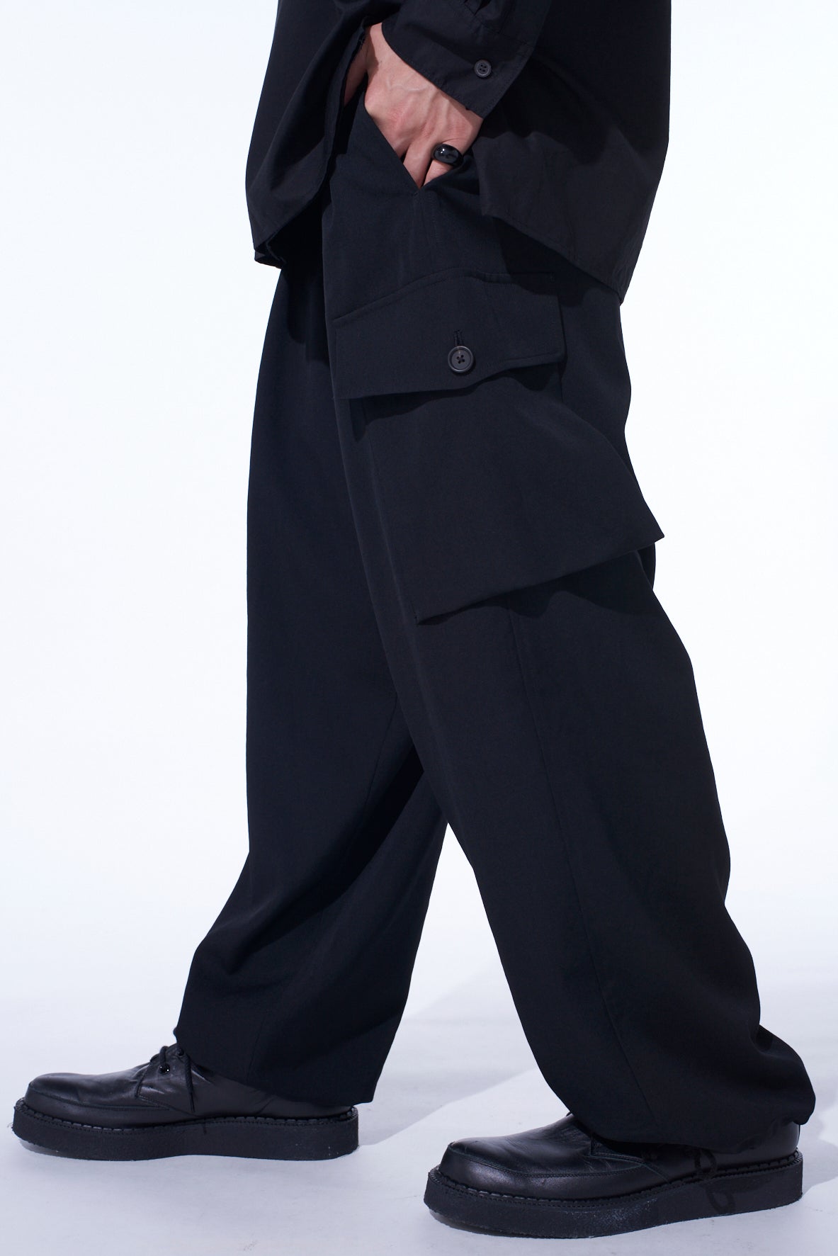 WASHER WOOL GABARDINE 2 TUCK CARGO PANTS