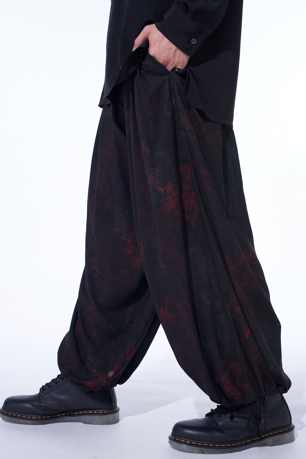 RAYON CRIMSON LACE PRINT BALLOON PANTS