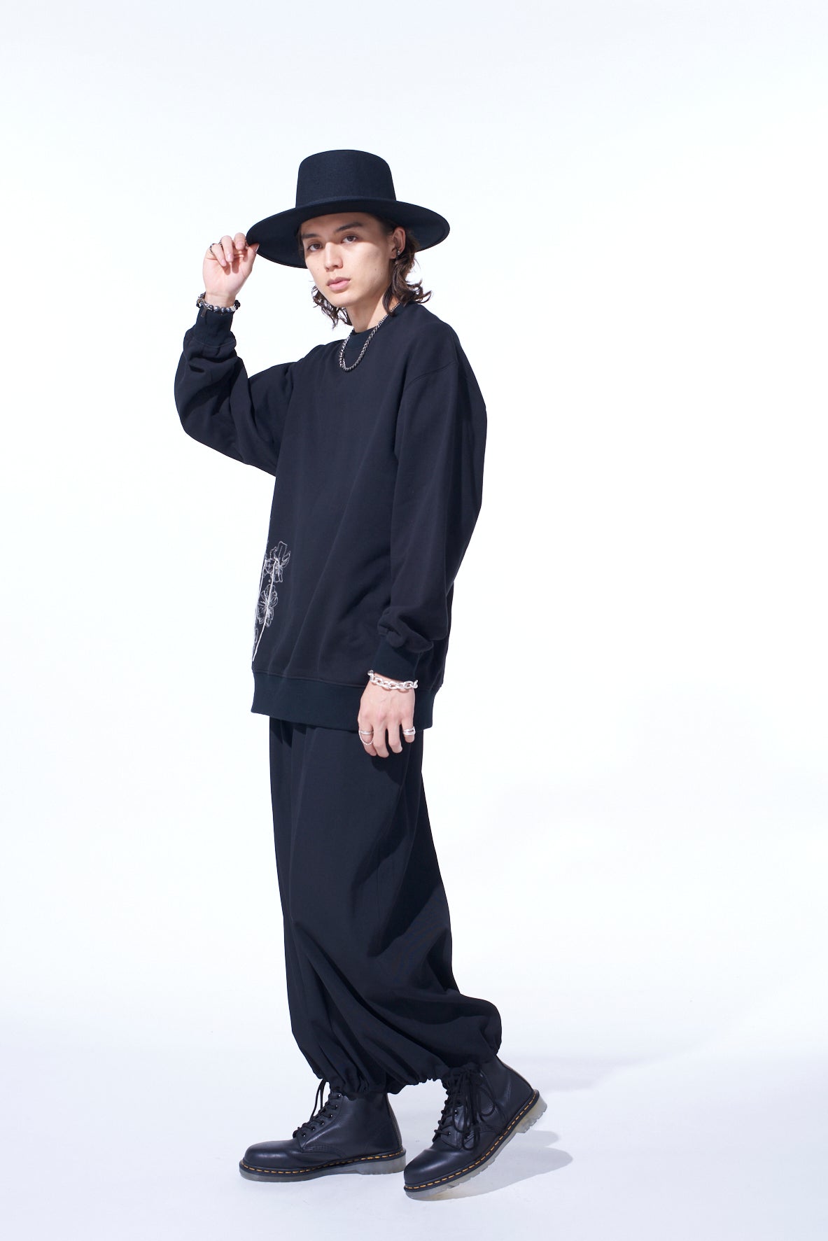 FRENCH TERRY FLOWER EMBROIDERY PULLOVER