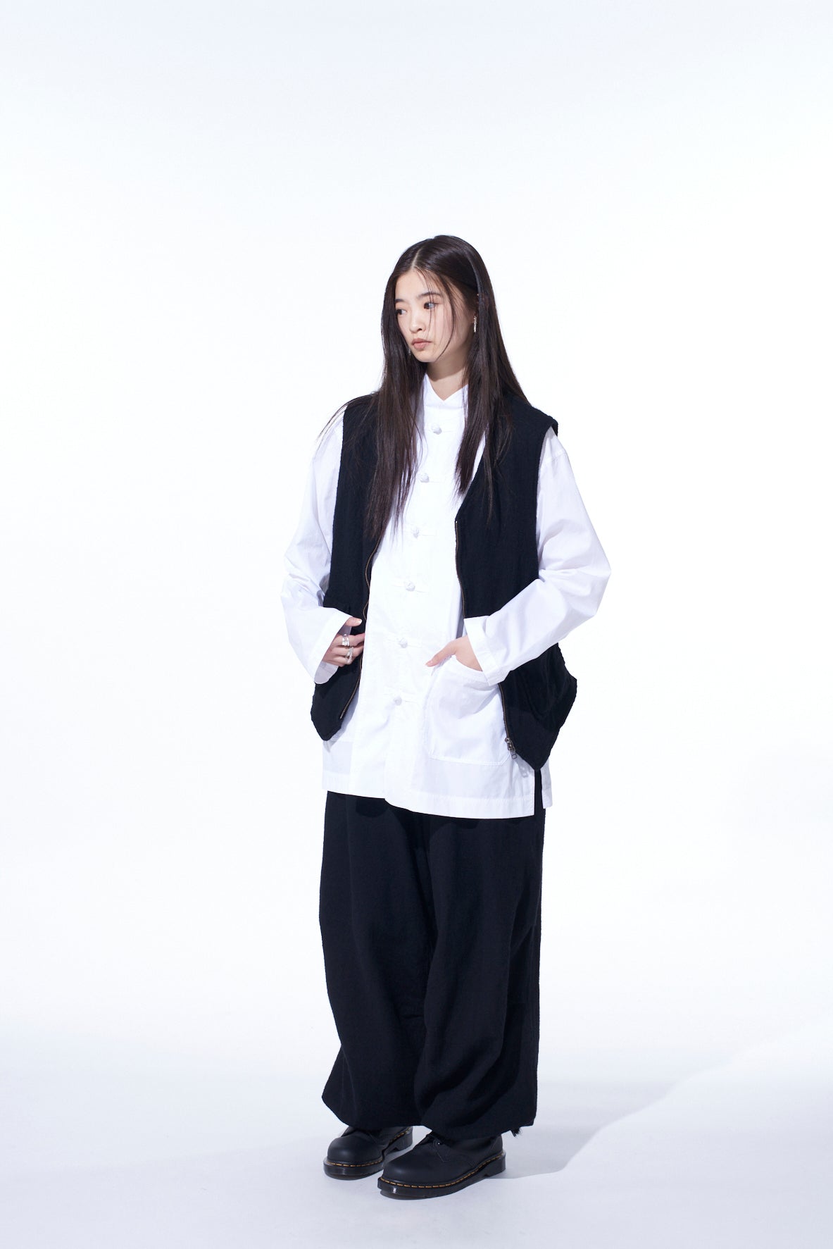 WOOL GAUZE ZIP UP VEST