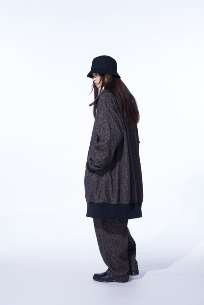 BRUSHED TWILL NEEDLE PUNCH REVERSIBLE LONG TRUCK TOP