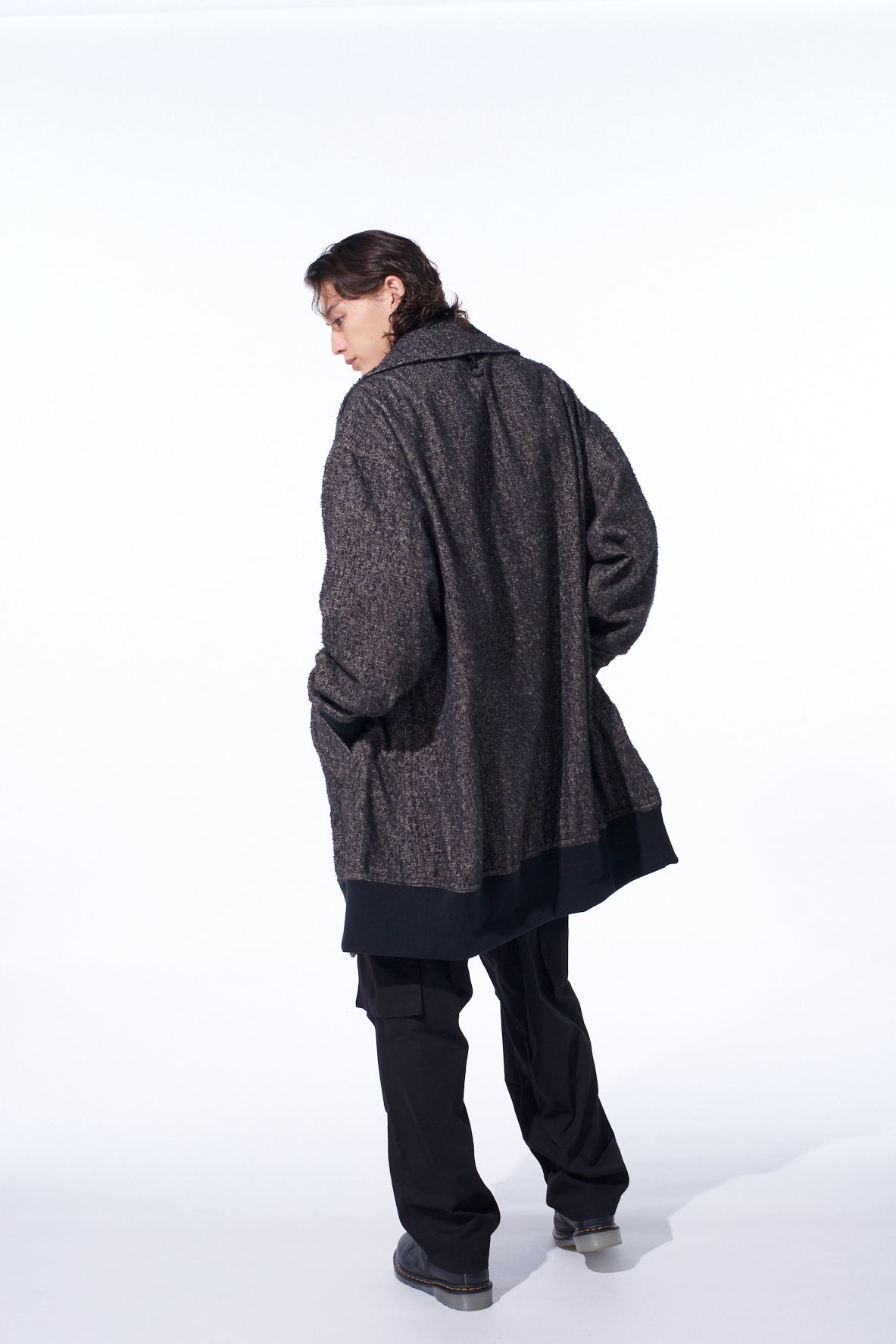 BRUSHED TWILL NEEDLE PUNCH REVERSIBLE LONG TRUCK TOP