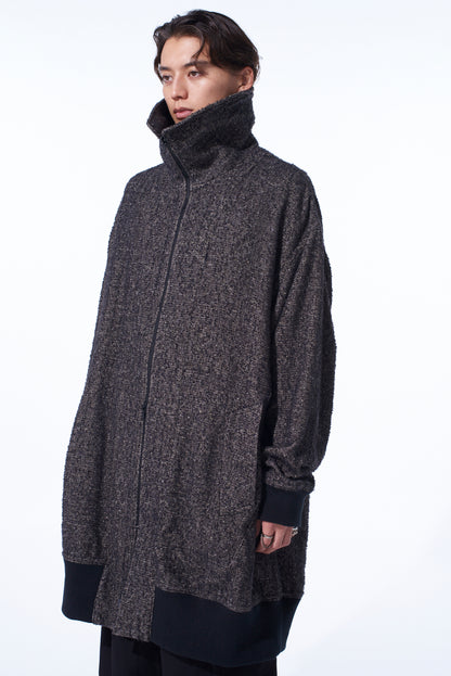 BRUSHED TWILL NEEDLE PUNCH REVERSIBLE LONG TRUCK TOP