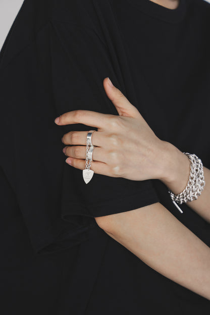 PICK ACCENT CHAIN‑LINKED DOUBLE RING