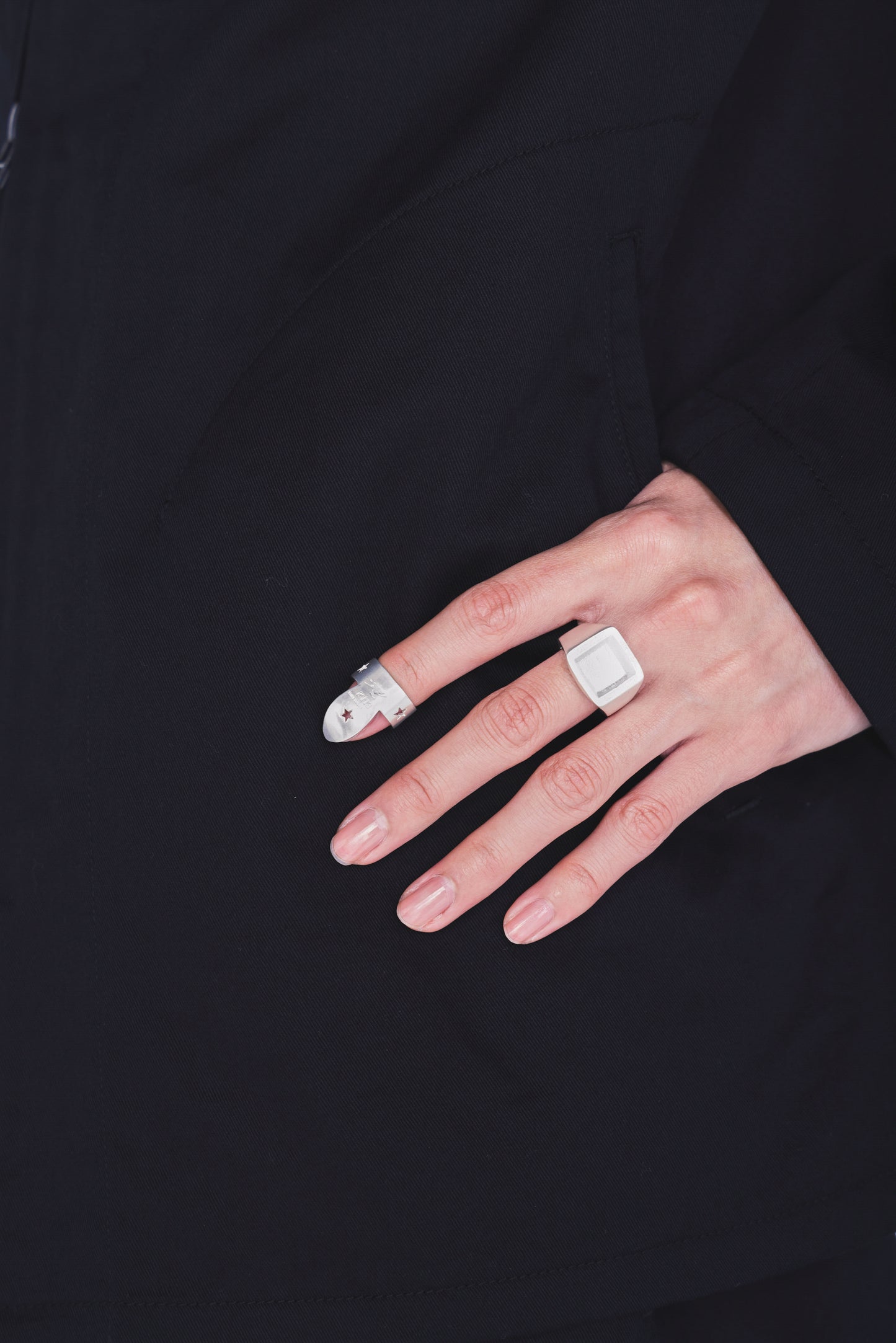 PICK STAR NAIL TIP RING