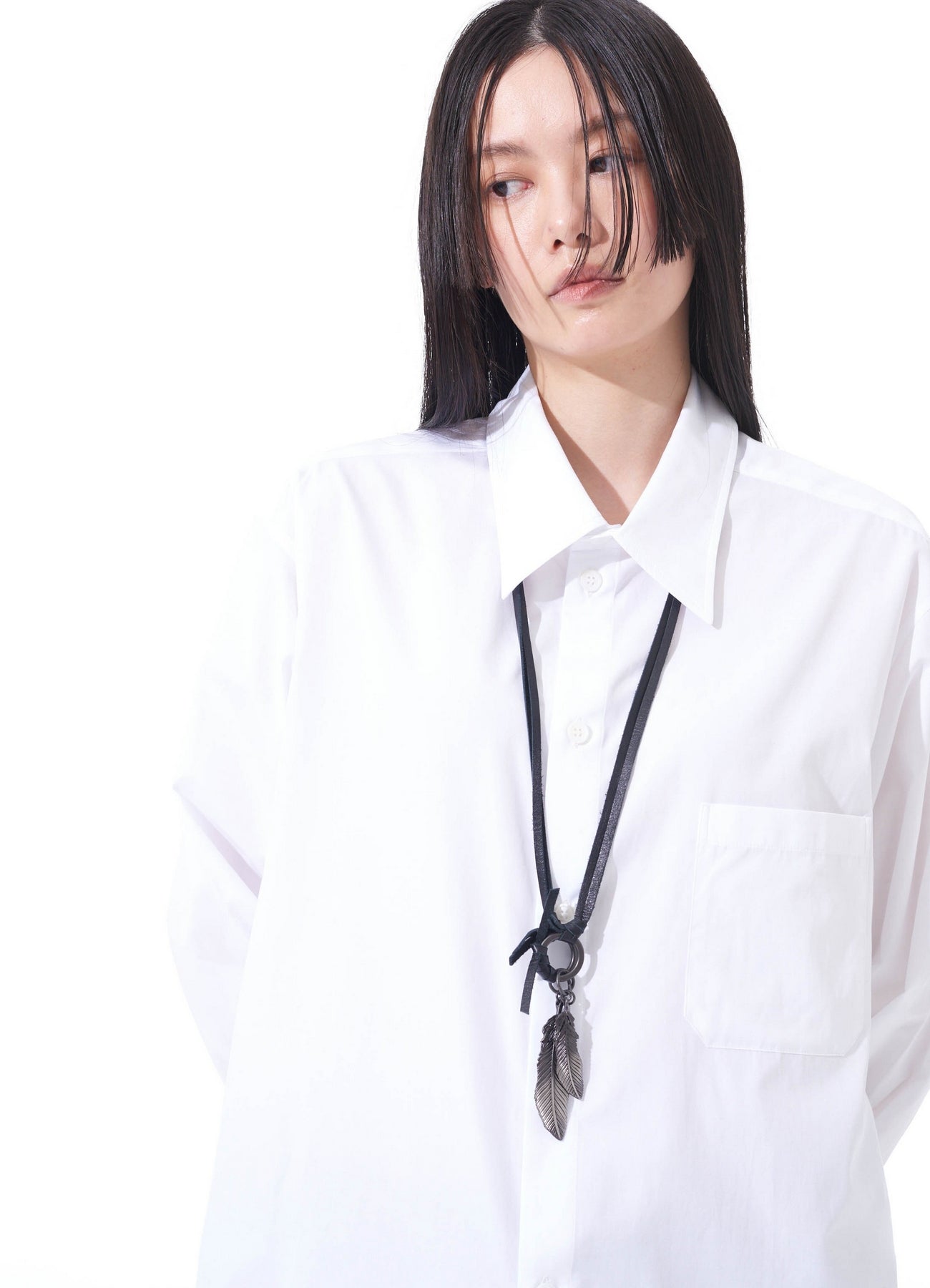 LEATHER CORD BRASS FEATHER NECKLACE – THE SHOP YOHJI YAMAMOTO