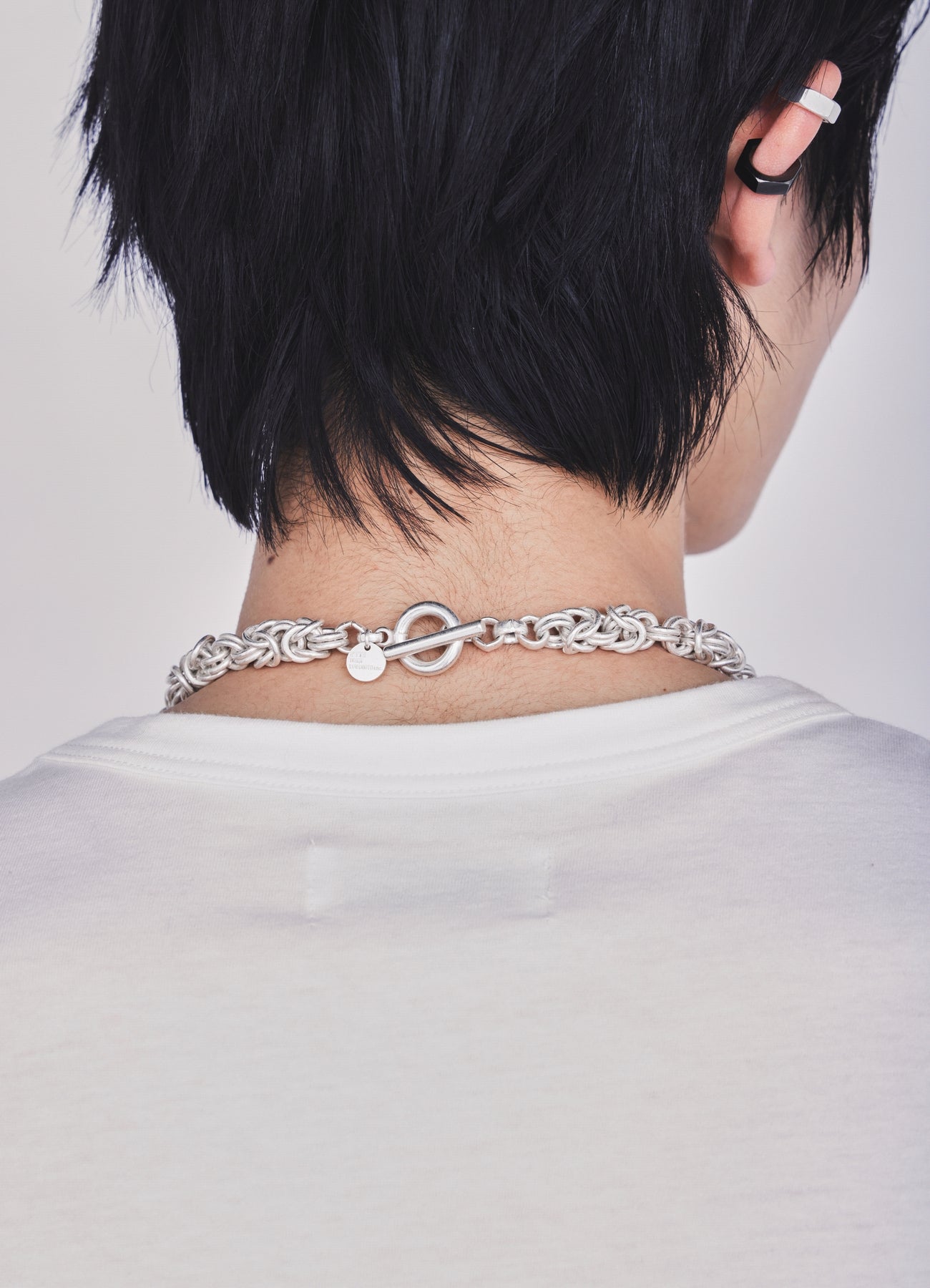 DENSE‑LINK CHAIN NECKLACE