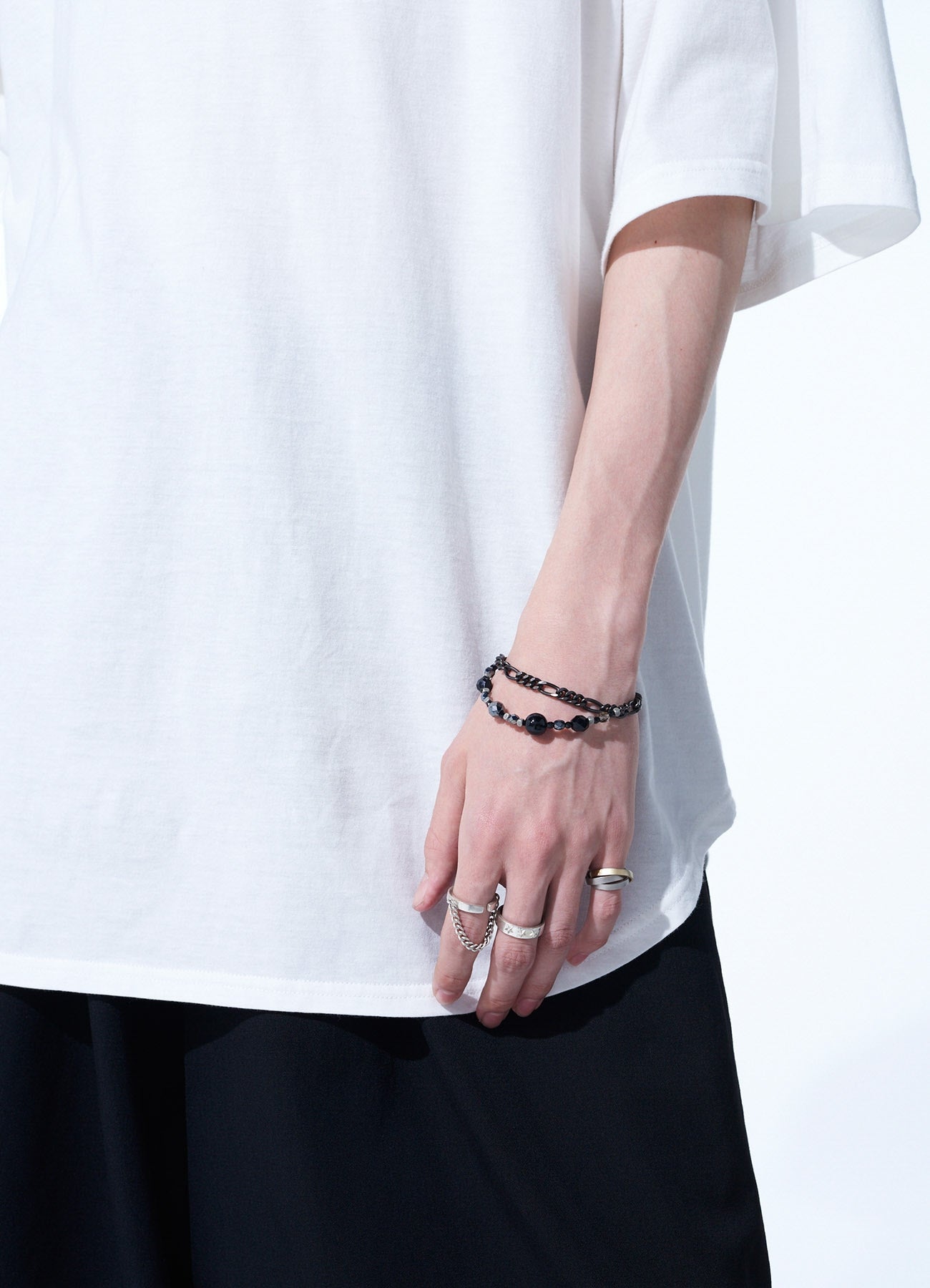 BLACK ONYX + GLASS BEADS BRASS BRACELET – THE SHOP YOHJI YAMAMOTO