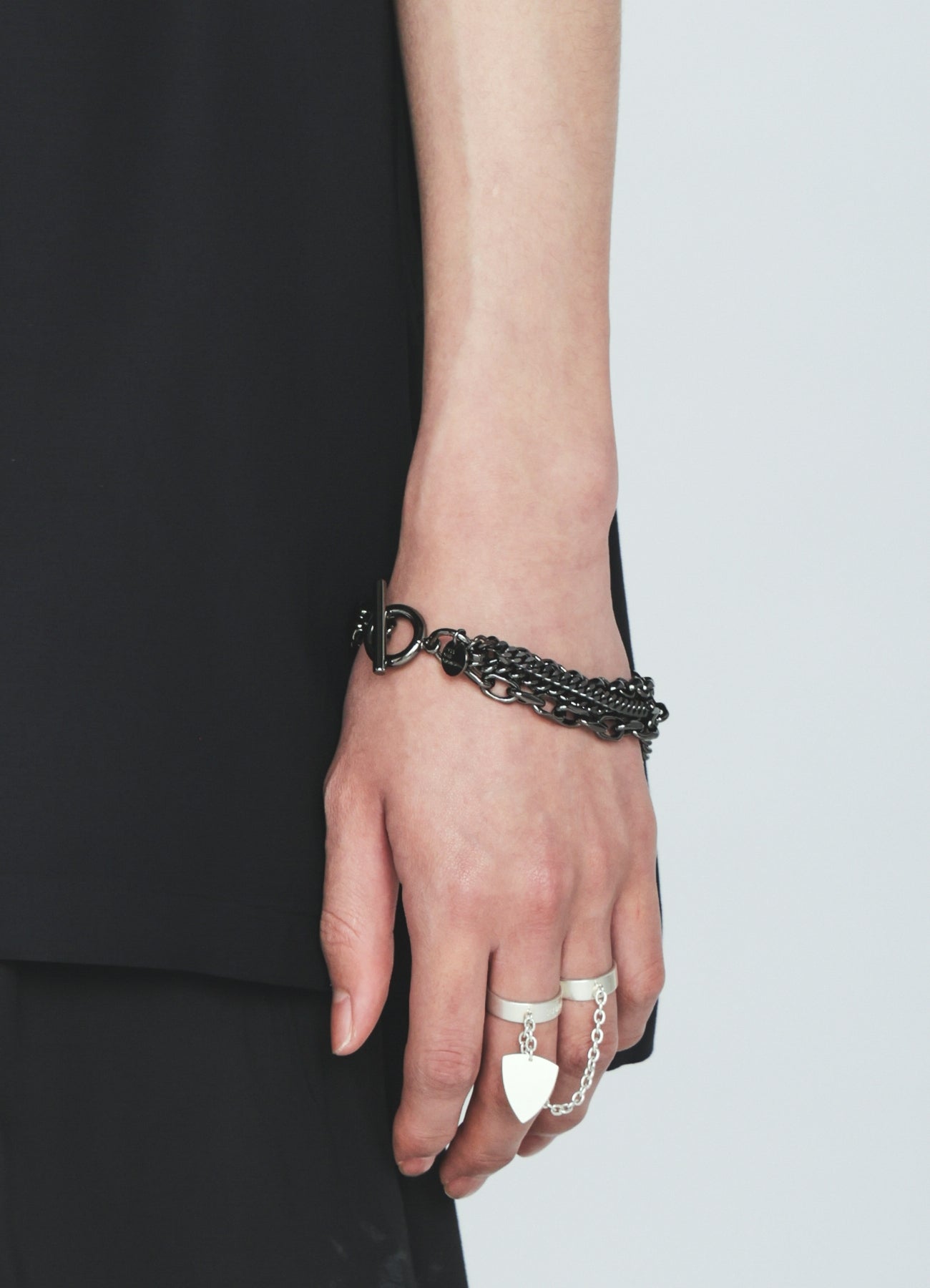 BRASS 4‑ROW CHAIN BRACELET