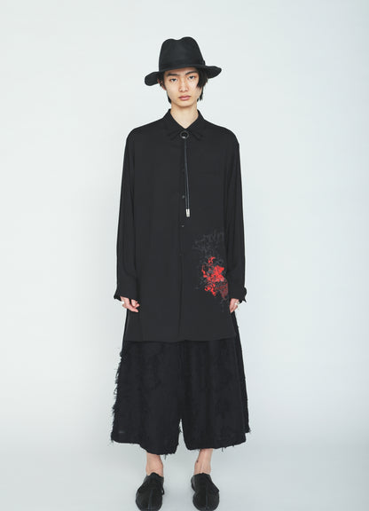 RAYON “Y” LETTER AND RED FLOWER PRINT LAYERED-COLLAR SHIRT