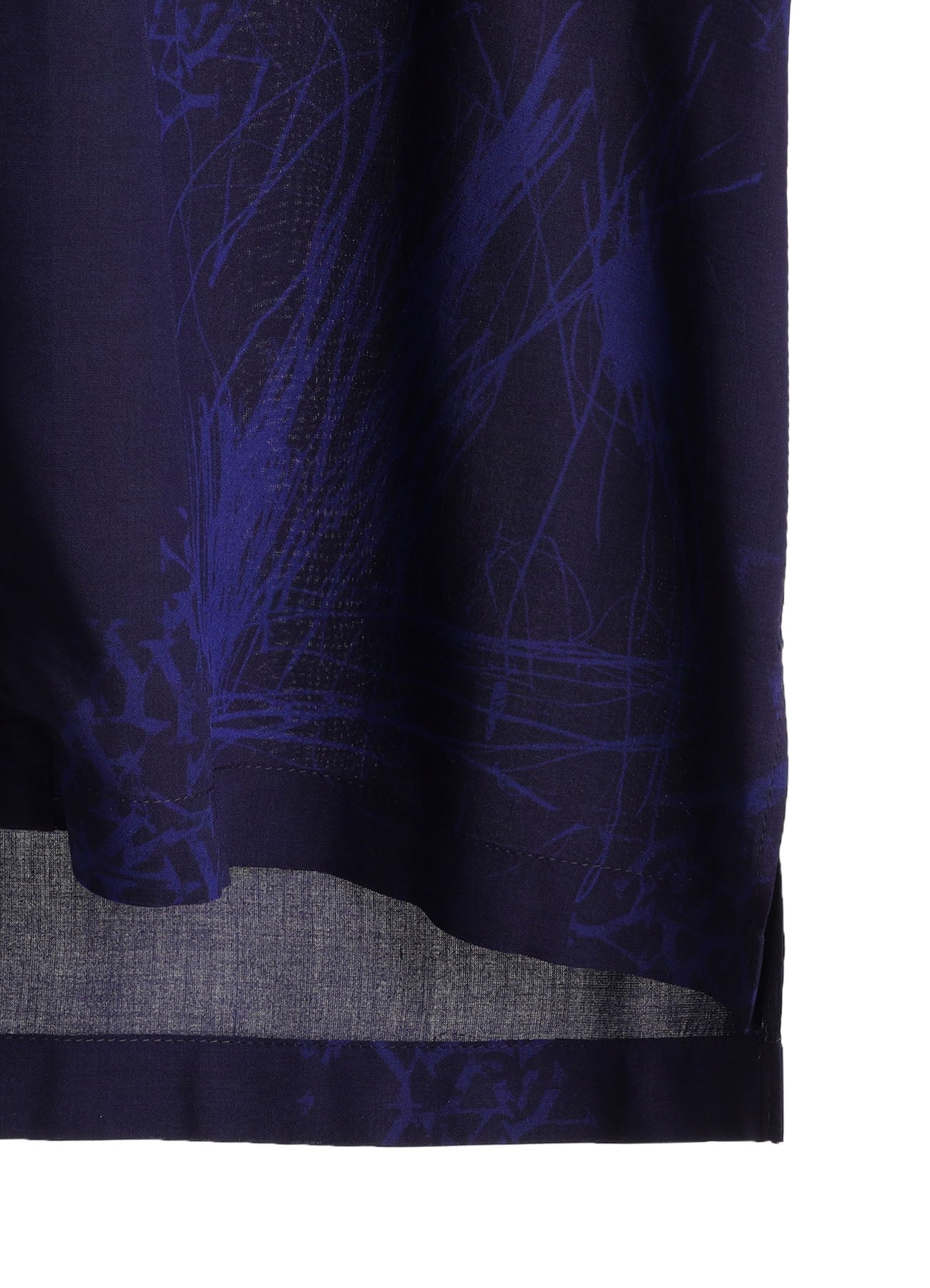 RAYON “Y” LETTER AND INDIAN MOTIF PRINT OPEN COLLAR SHIRT