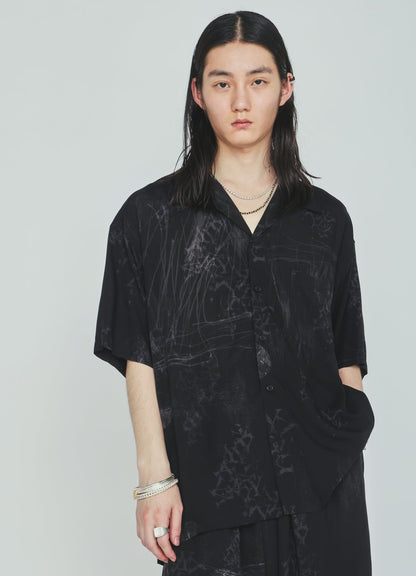 RAYON “Y” LETTER AND SUN‑MOON PRINT OPEN COLLAR SHIRT