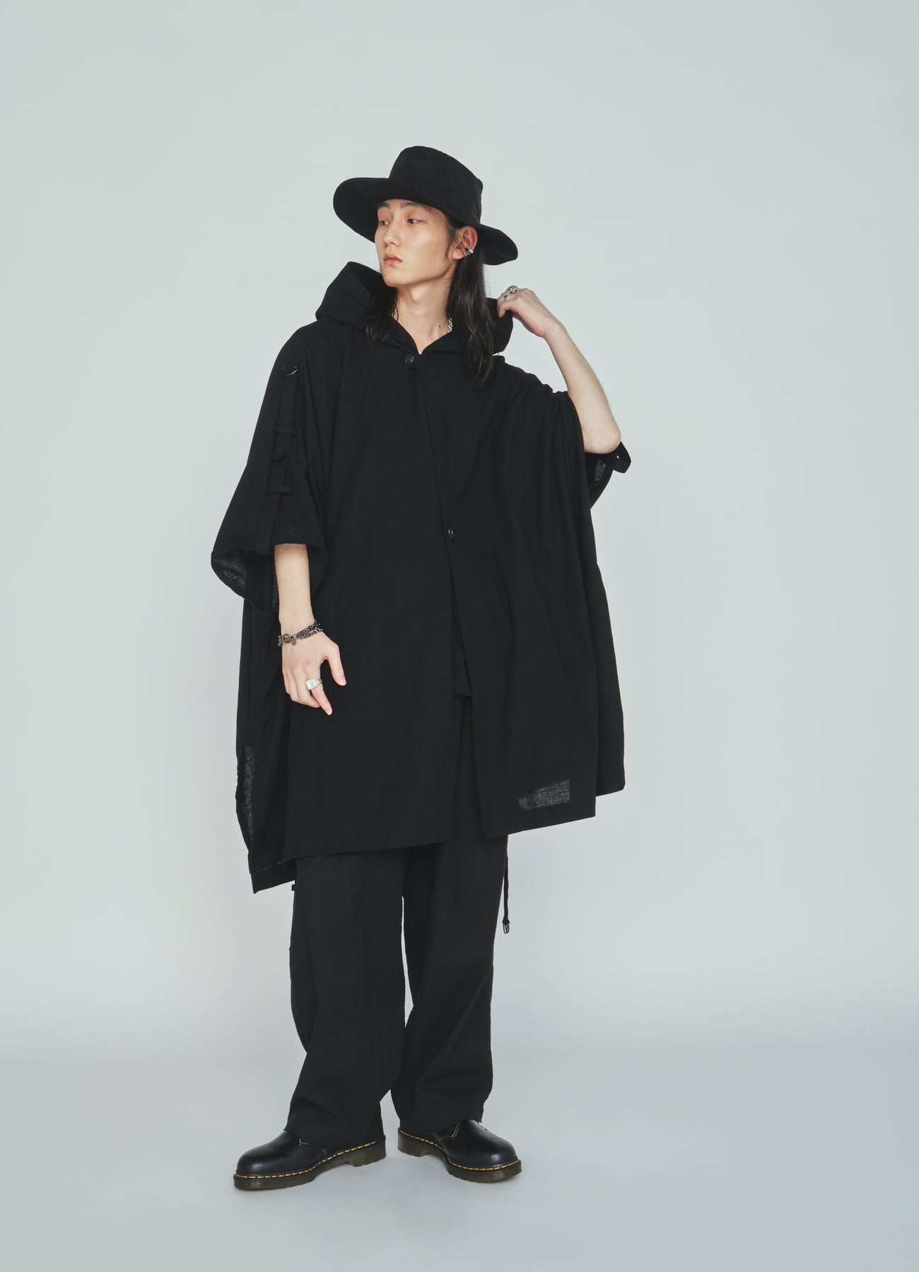 INDIAN KADI HOODED PONCHO