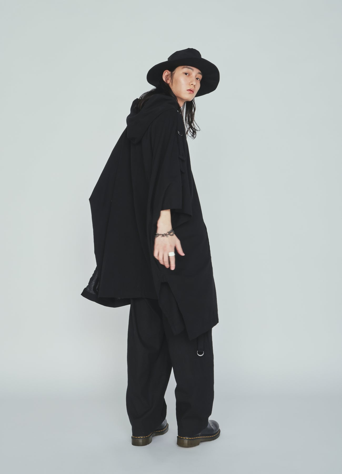 INDIAN KADI HOODED PONCHO