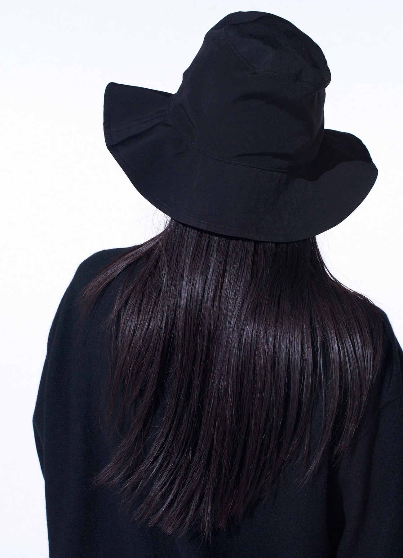 CREPE de CHINE WIDE BRIM HAT