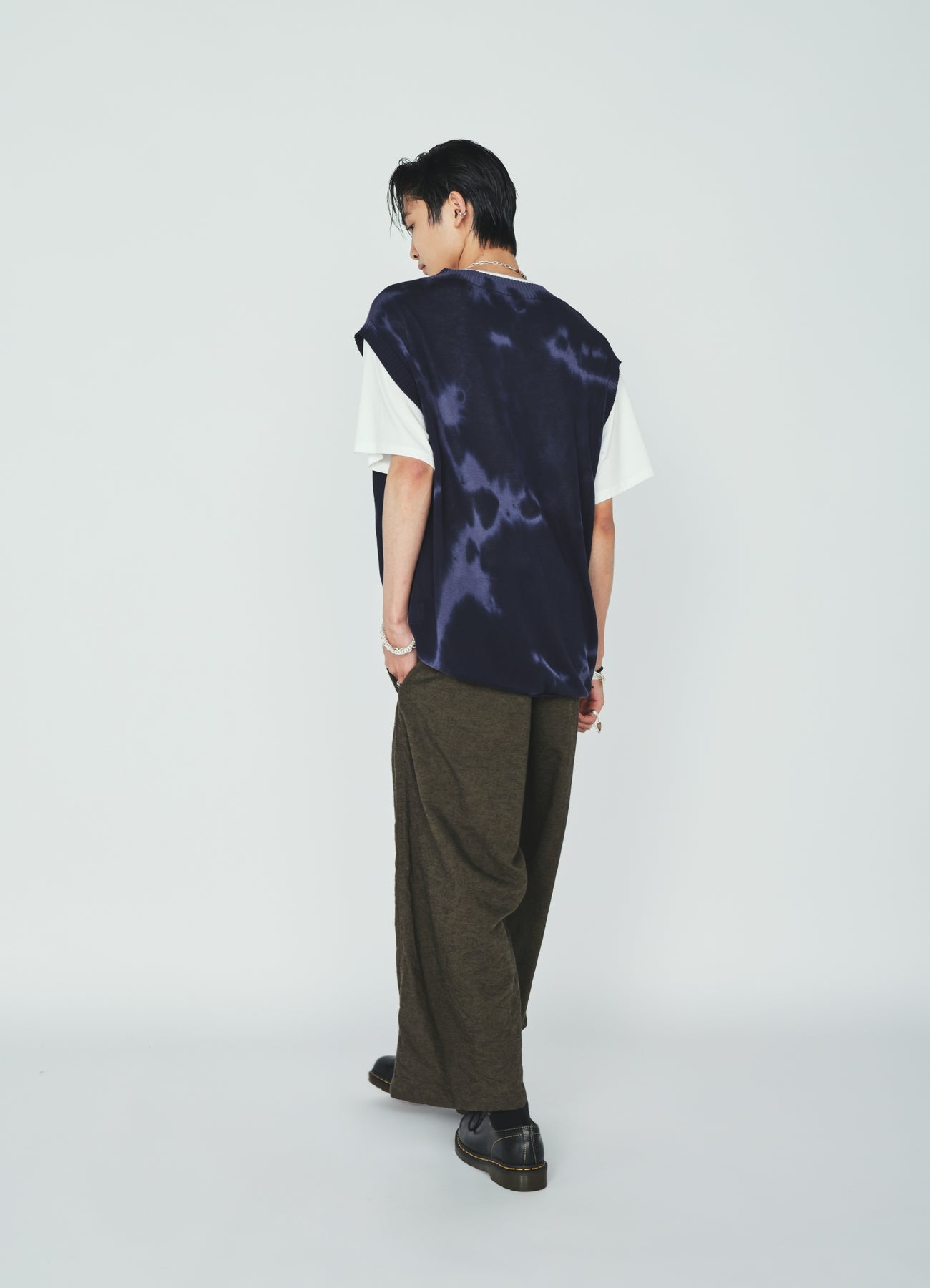 CHUSEN-DYED COMPACT TWIST VEST