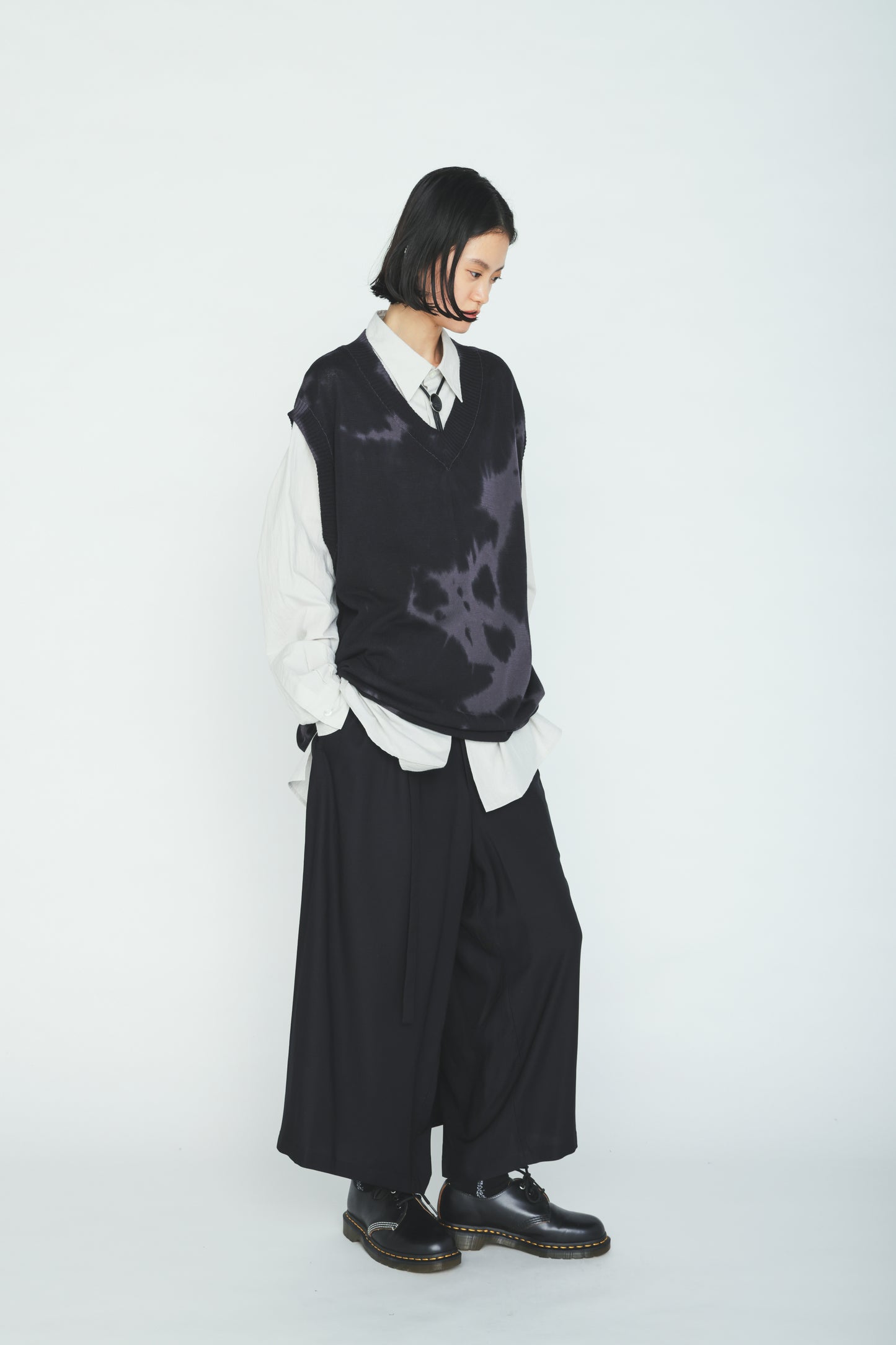 CHUSEN-DYED COMPACT TWIST VEST