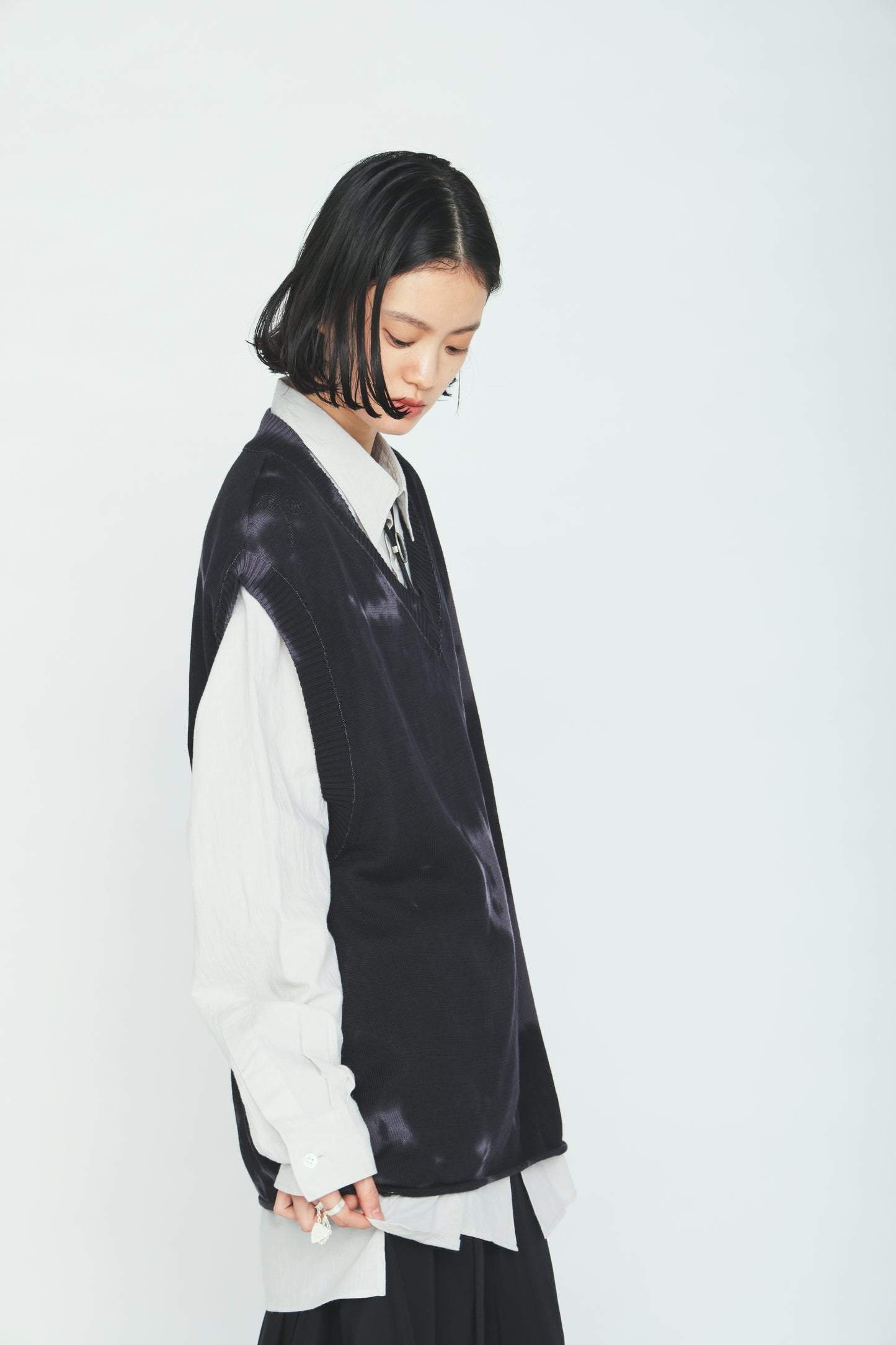 CHUSEN-DYED COMPACT TWIST VEST