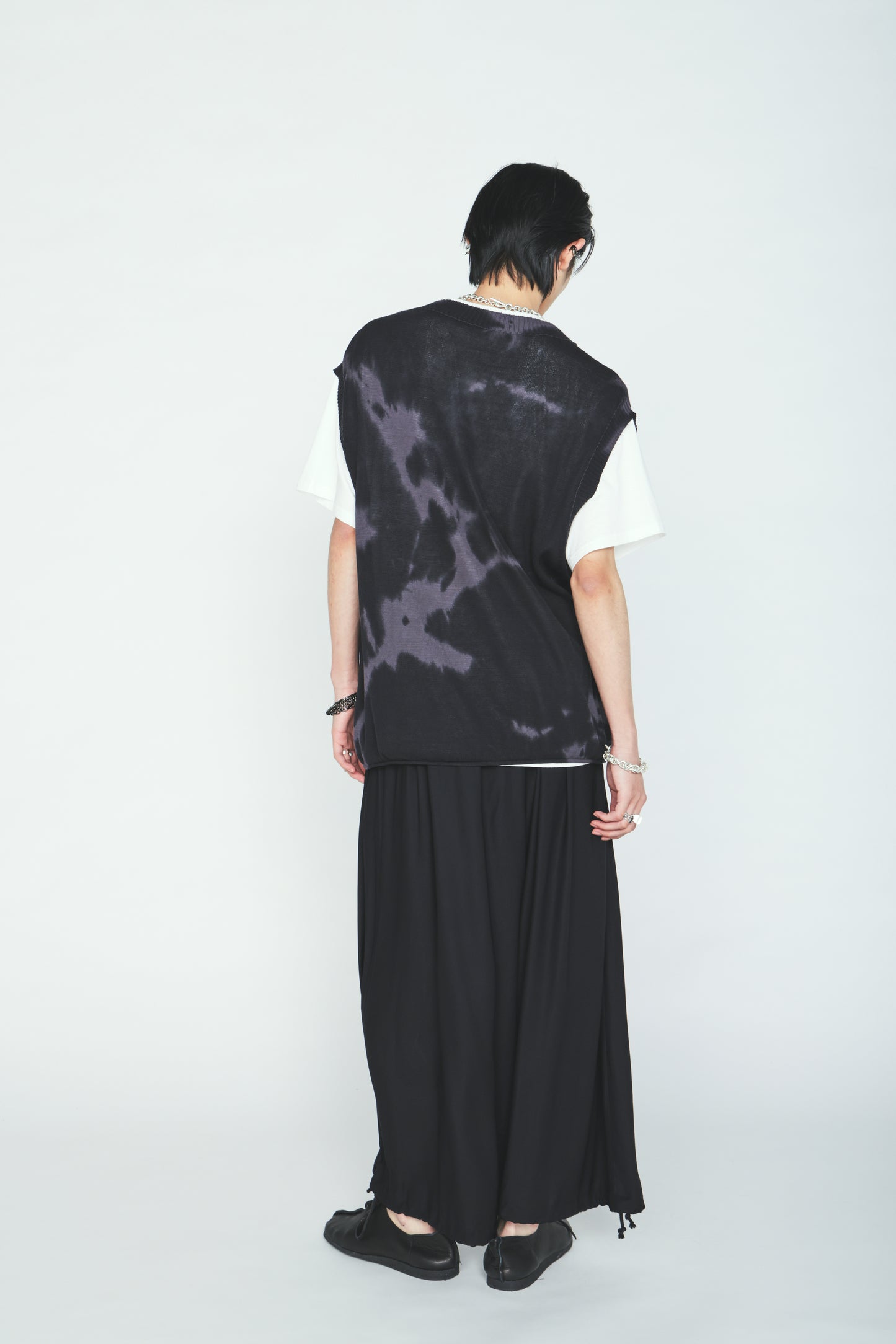 CHUSEN-DYED COMPACT TWIST VEST
