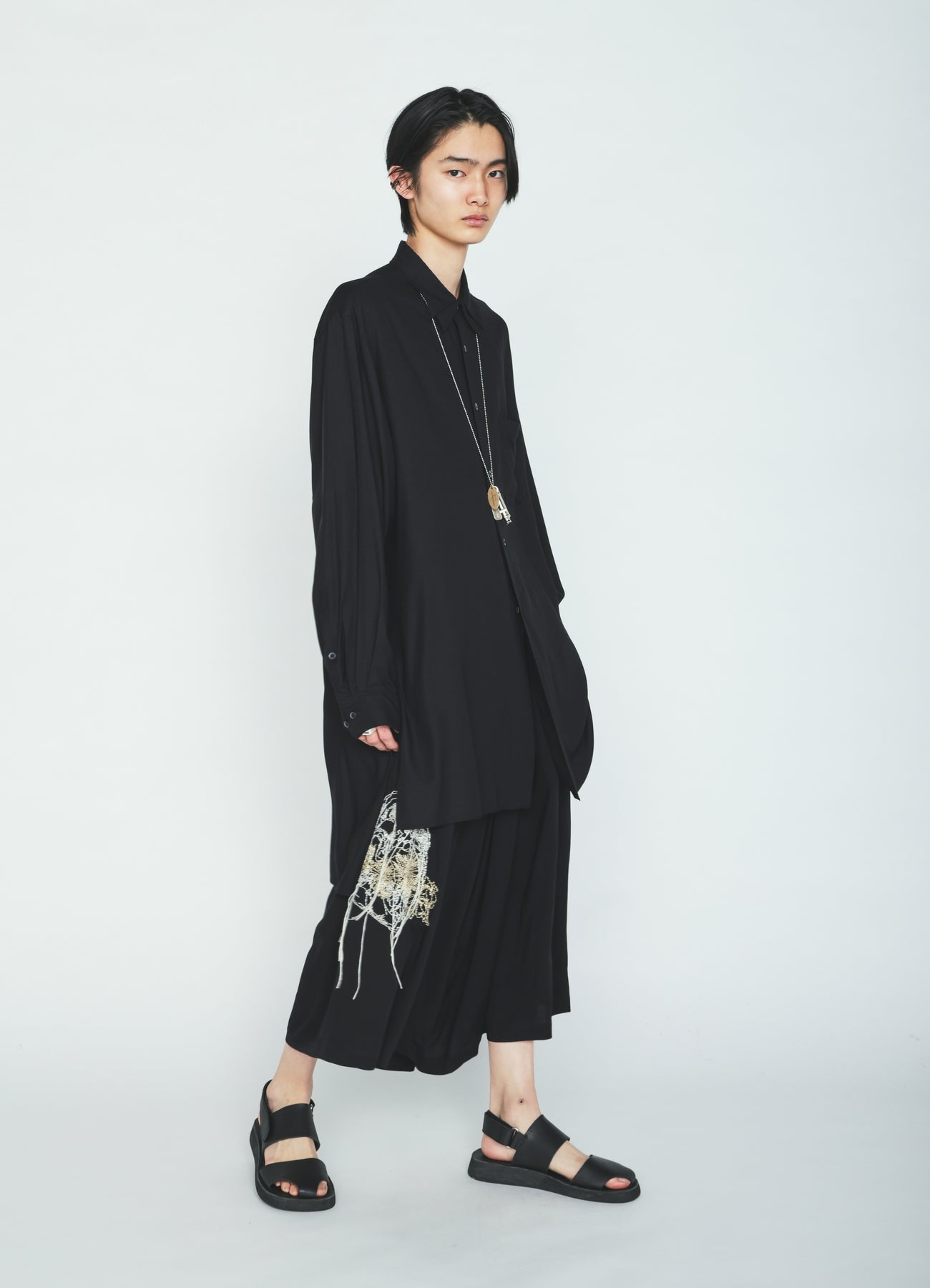 RAYON TWILL SKULL EMBROIDERY CULOTTE PANTS