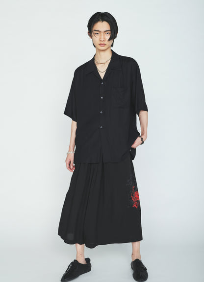 RAYON “Y” LETTER AND RED FLOWER PRINT CULOTTE PANTS