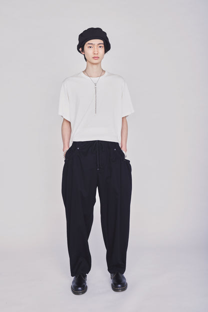 COTTON TWILL GATHERED POCKET TAPED PANTS