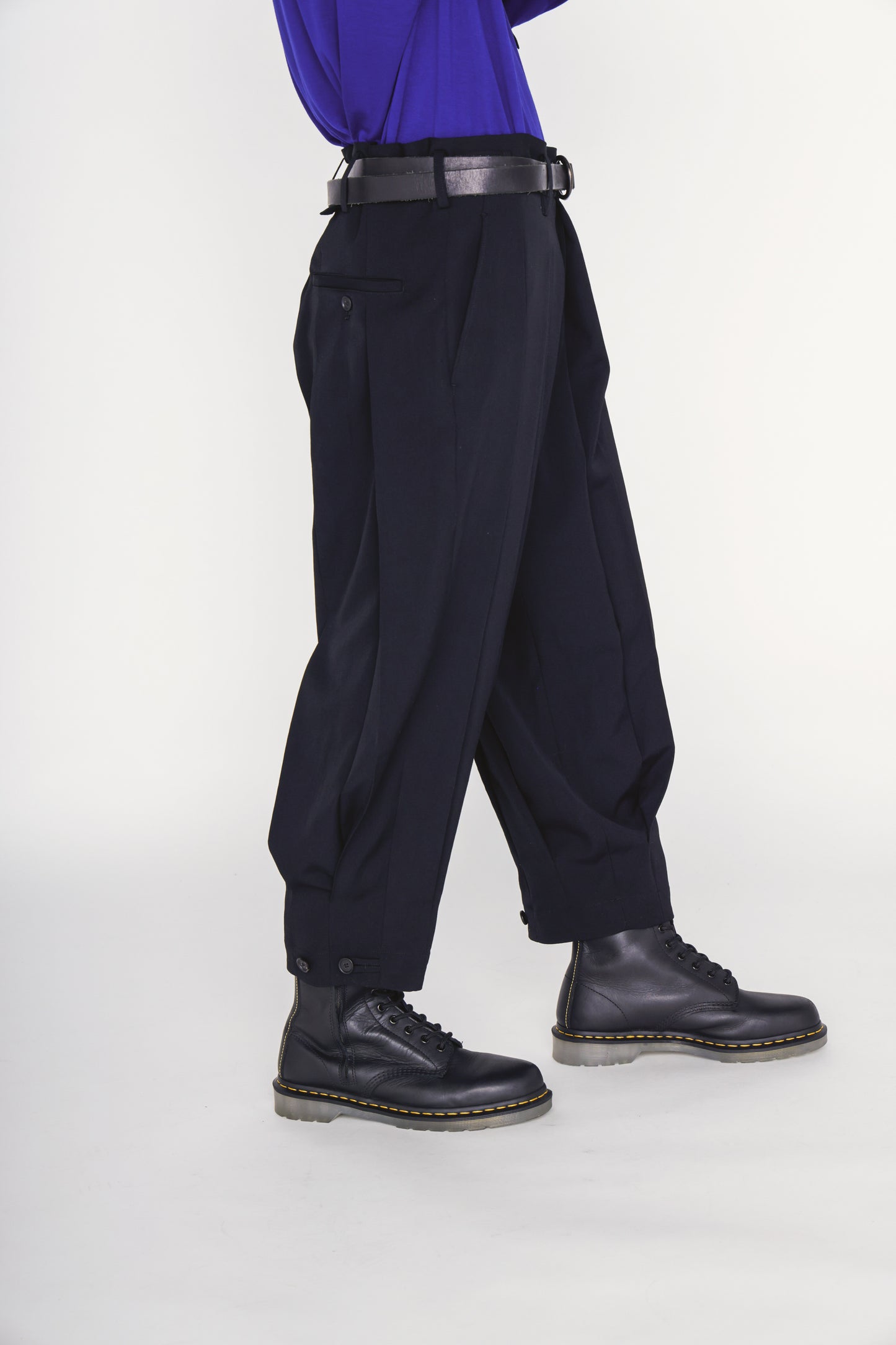 WASHER WOOL GABARDINE PLEATED PANTS