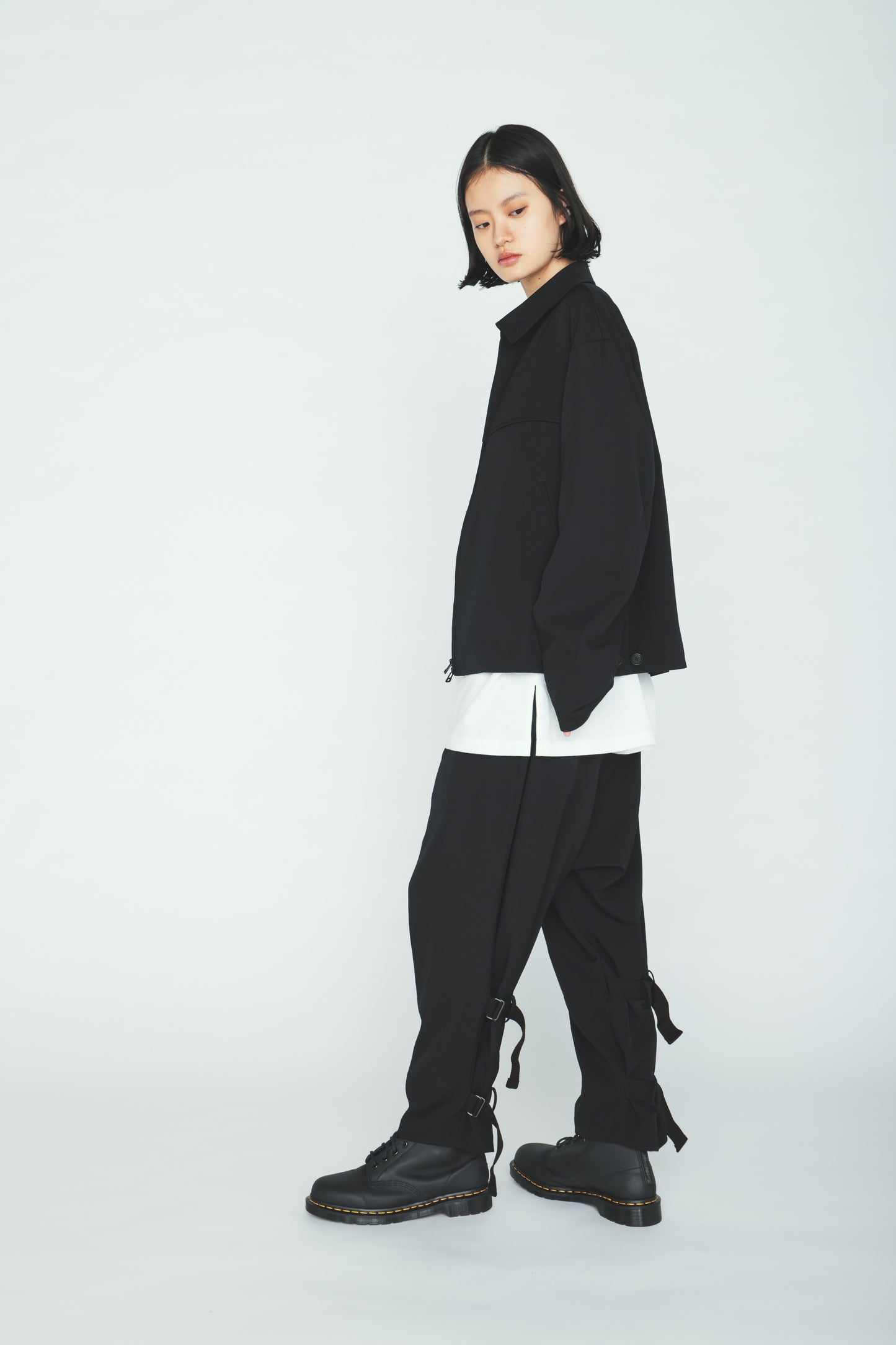 WASHER WOOL GABARDINE SIDE LEG STRAPS PANTS