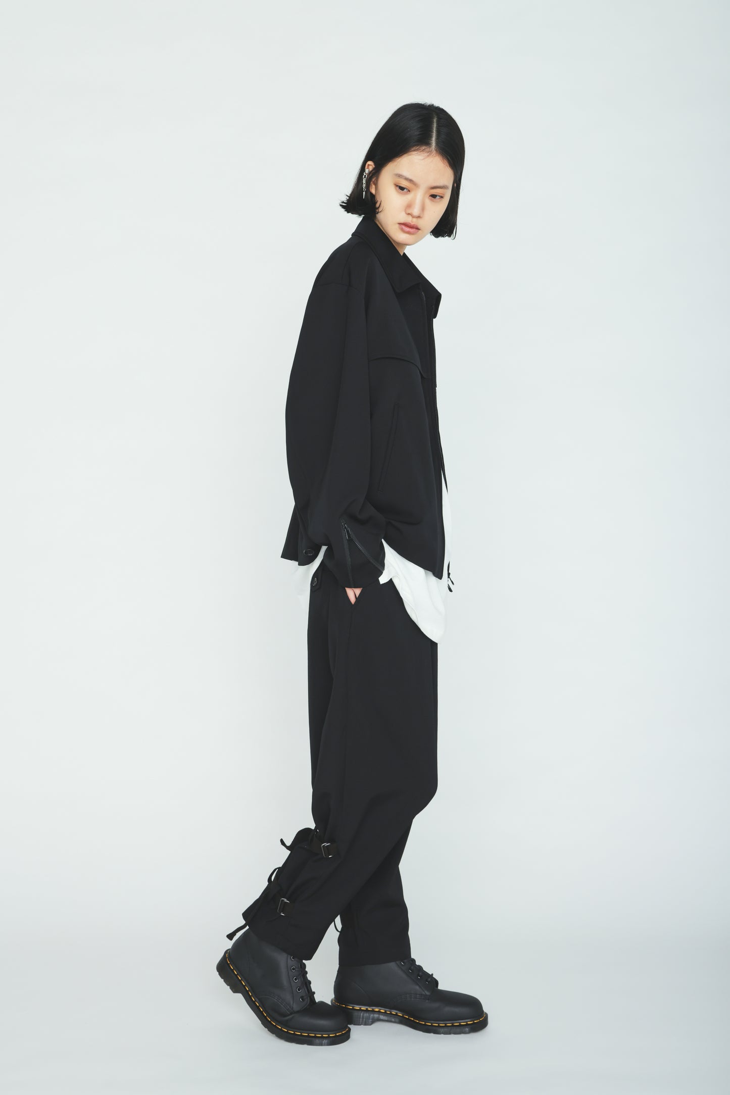 WASHER WOOL GABARDINE SIDE LEG STRAPS PANTS