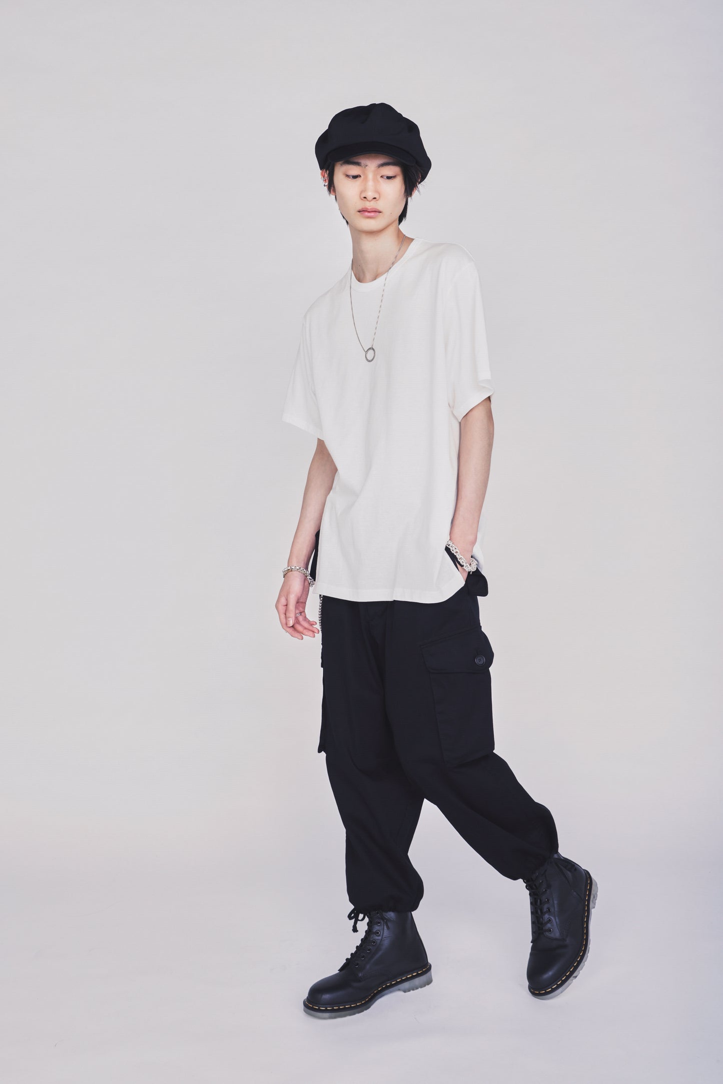 COTTON TWILL GATHERED POCKET CARGO PANTS