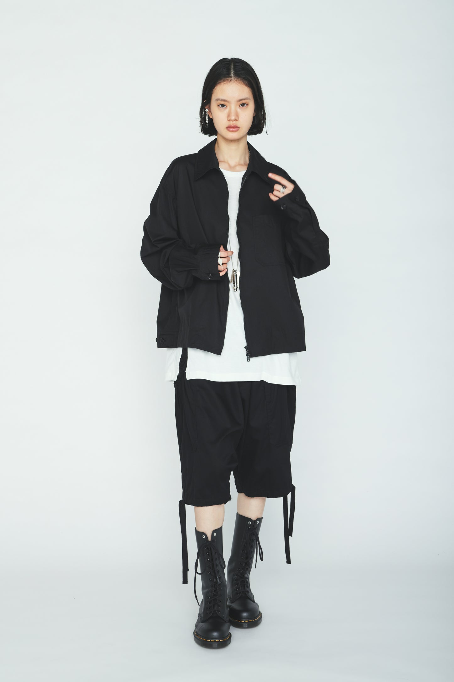 COTTON TWILL GATHERED POCKET SHORT PANTS