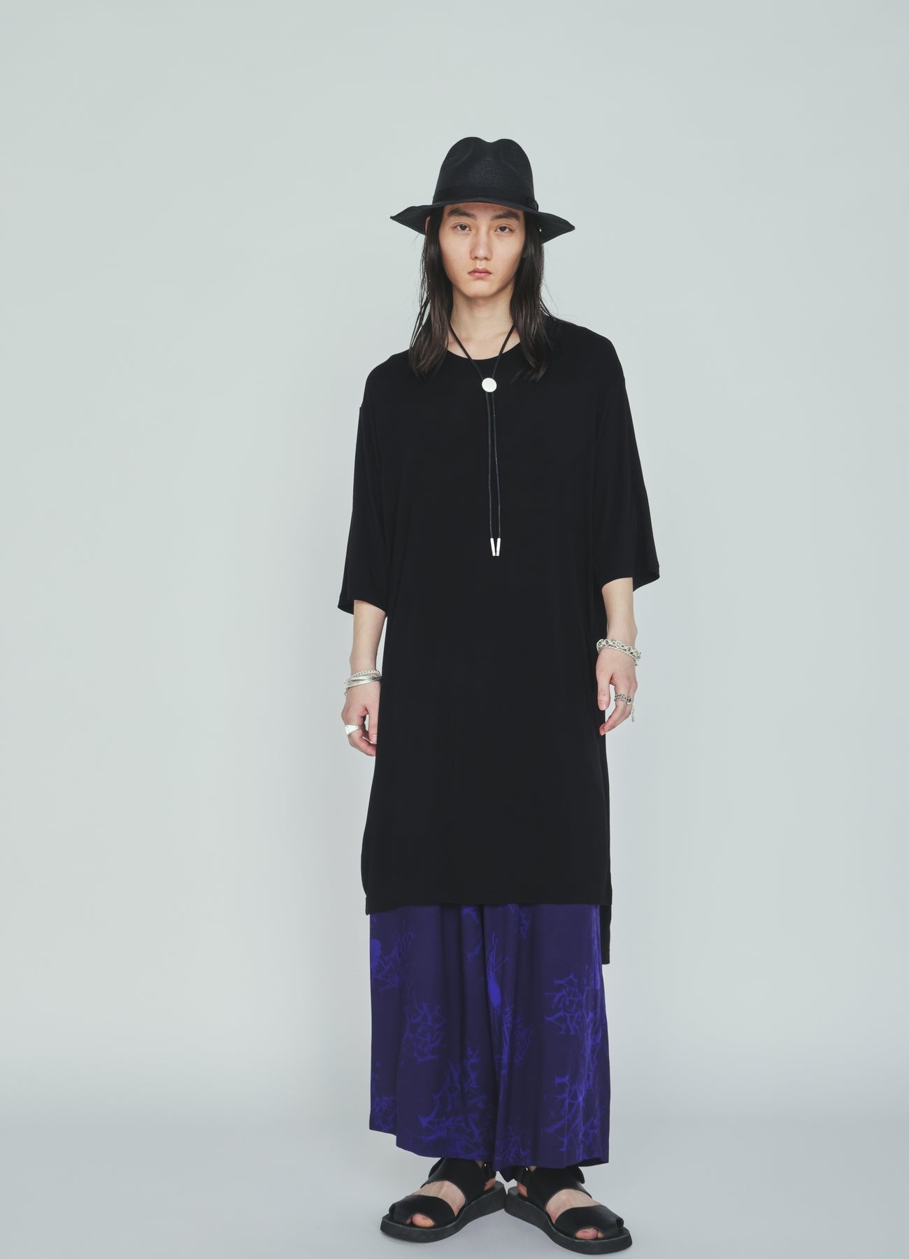 RAYON “Y” LETTER AND INDIAN MOTIF PRINT WIDE SAROUEL PANTS