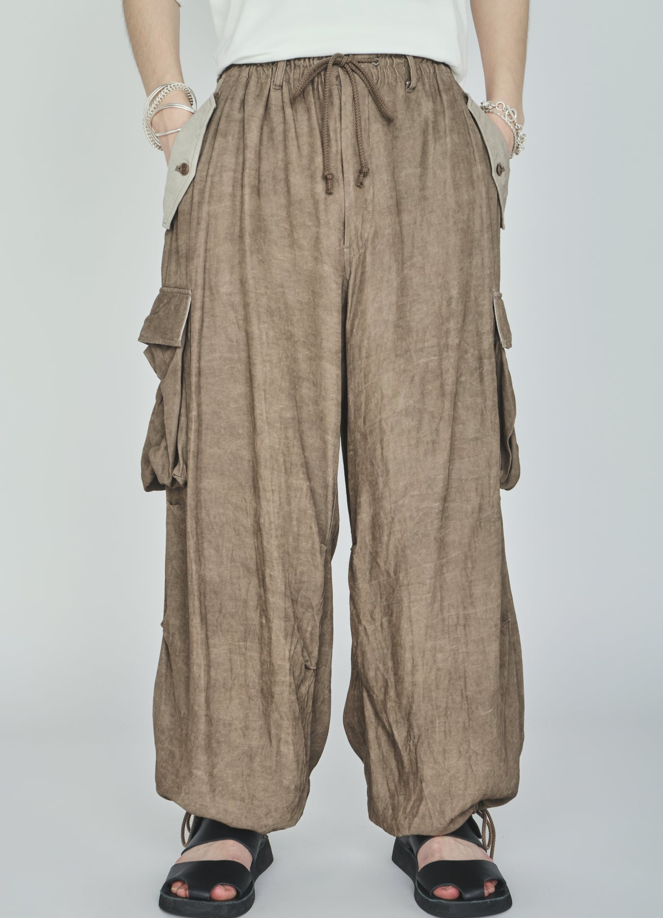VIS/LI TWILL PIGMENT PRINT KNEE-TUCK CARGO PANTS – THE SHOP YOHJI