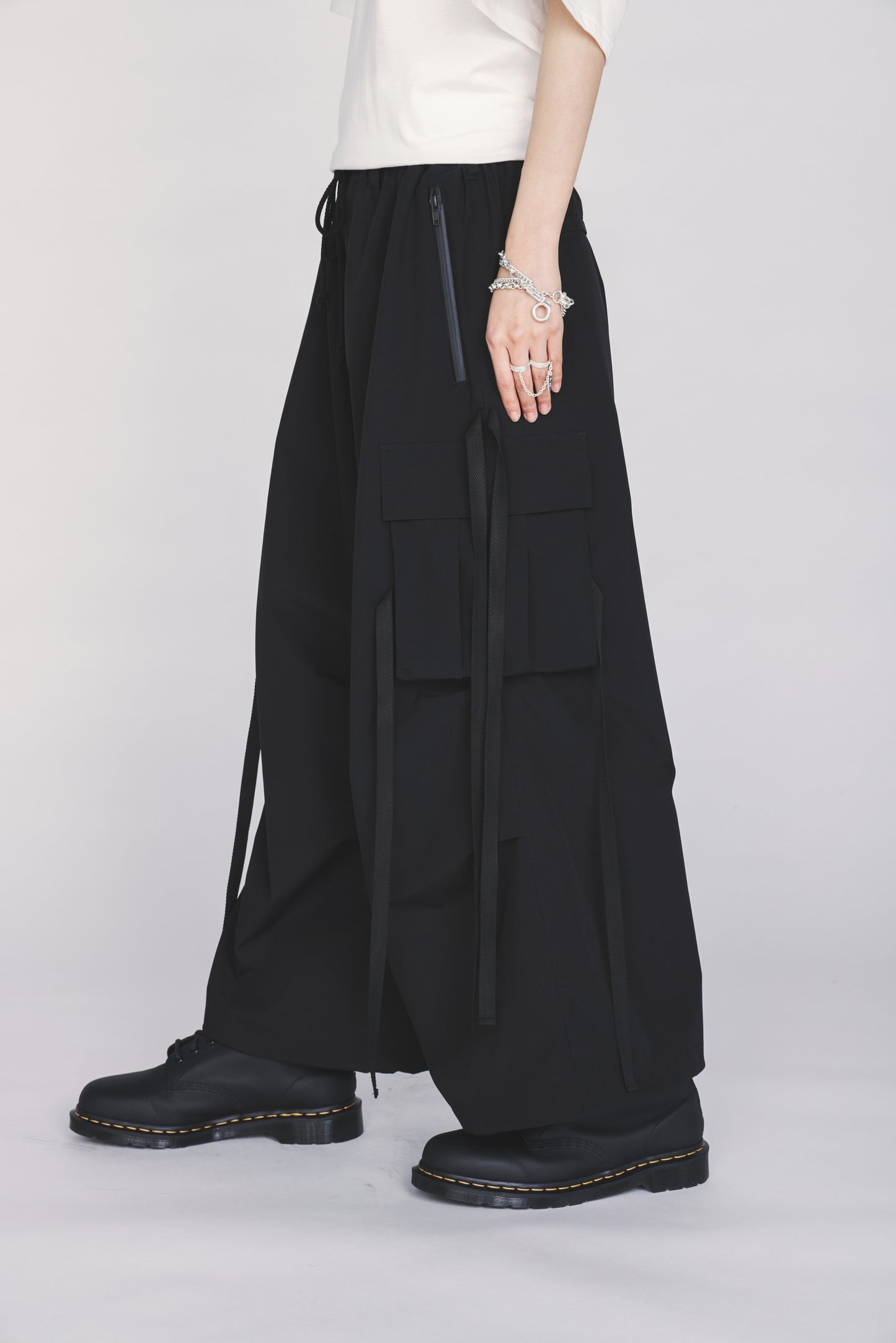 WATERPROOF TECH FABRIC STRAPPED TECHNO PANTS